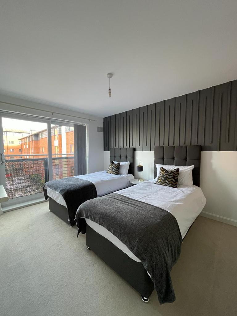 Two-Bedroom Apartment with City View