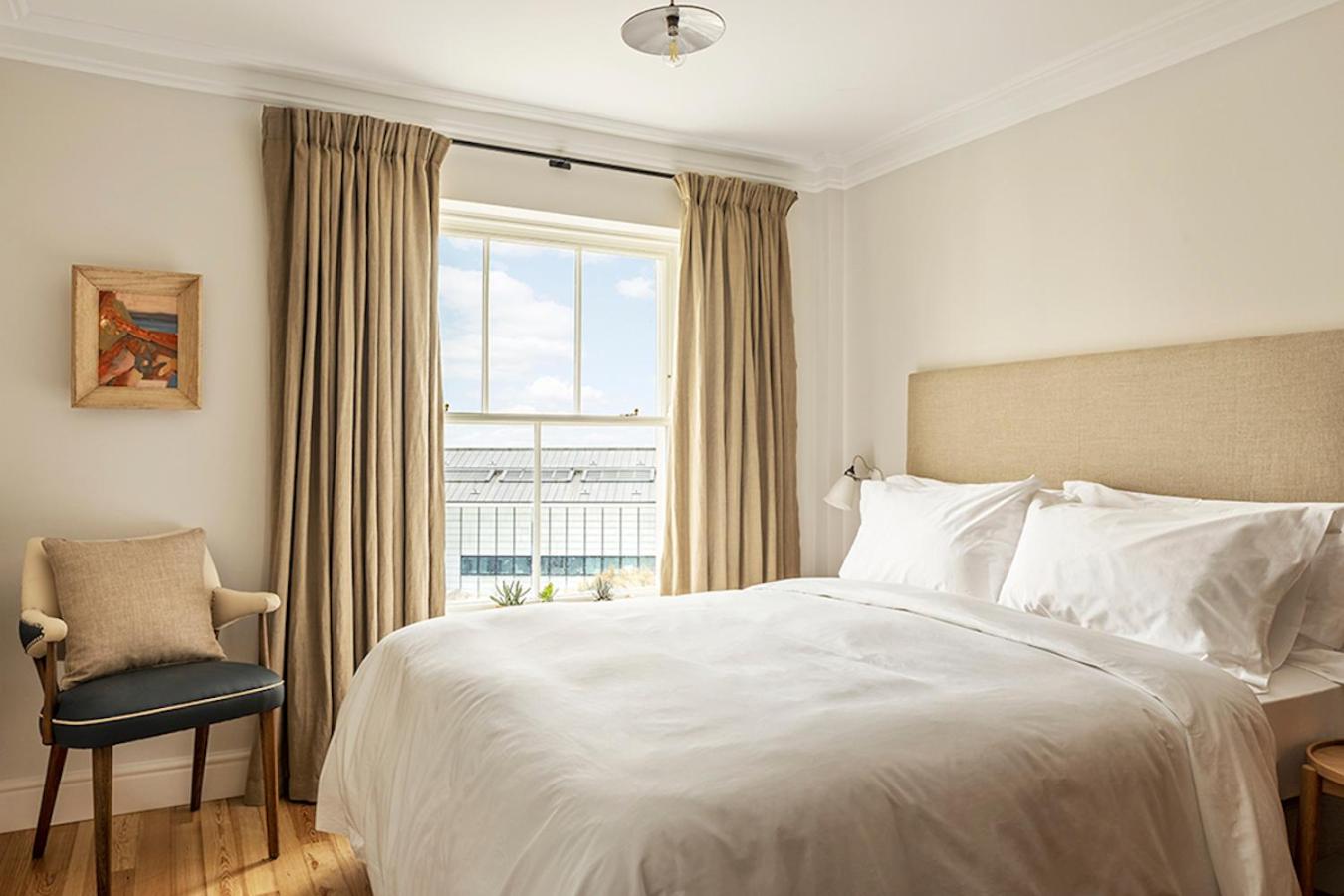 King Room with Sea View - Photo 3