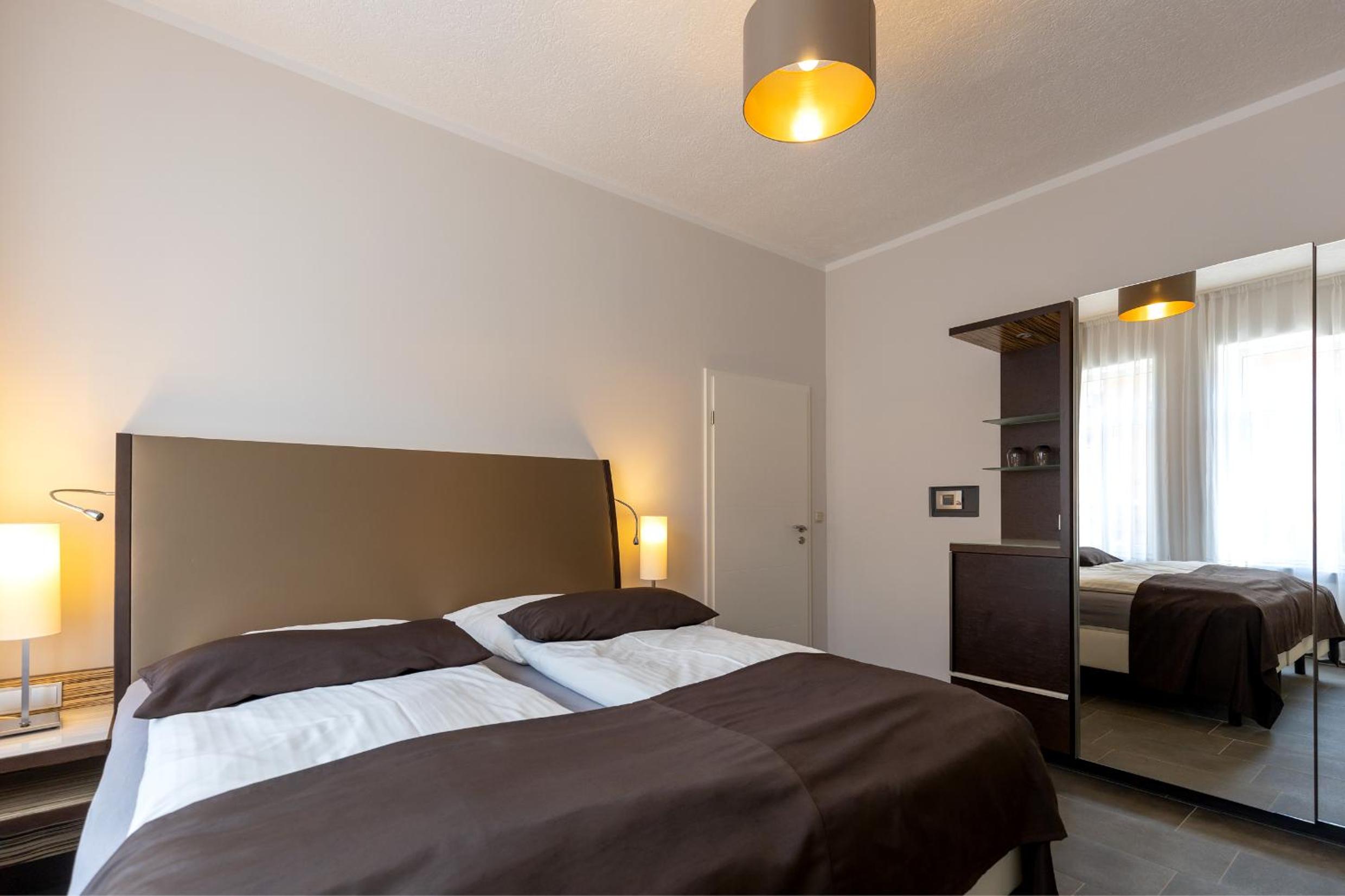 Two-Bedroom Apartment - Photo 3