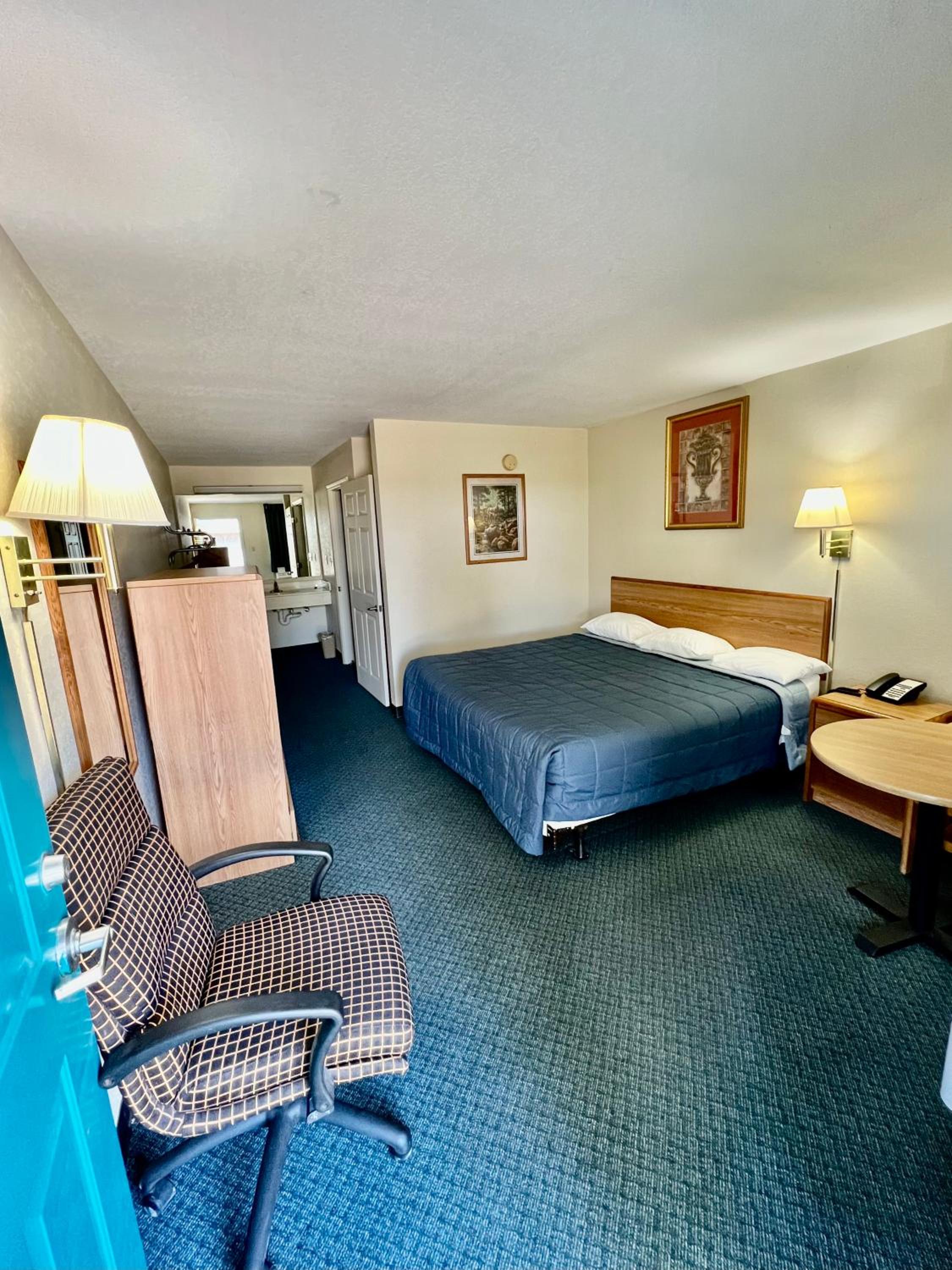 King Room - Disability Access photo 1