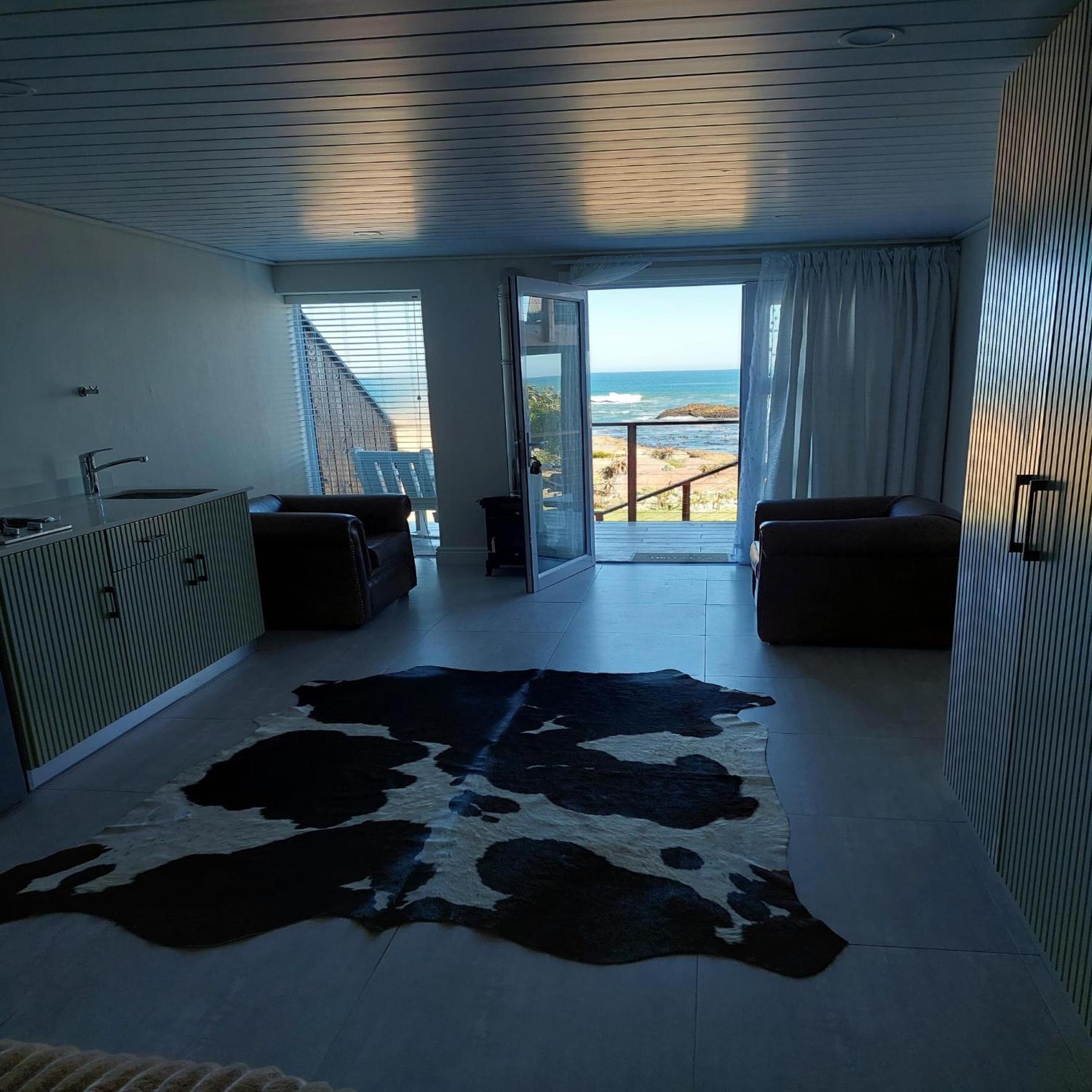 Luxury Queen Room - Photo 3