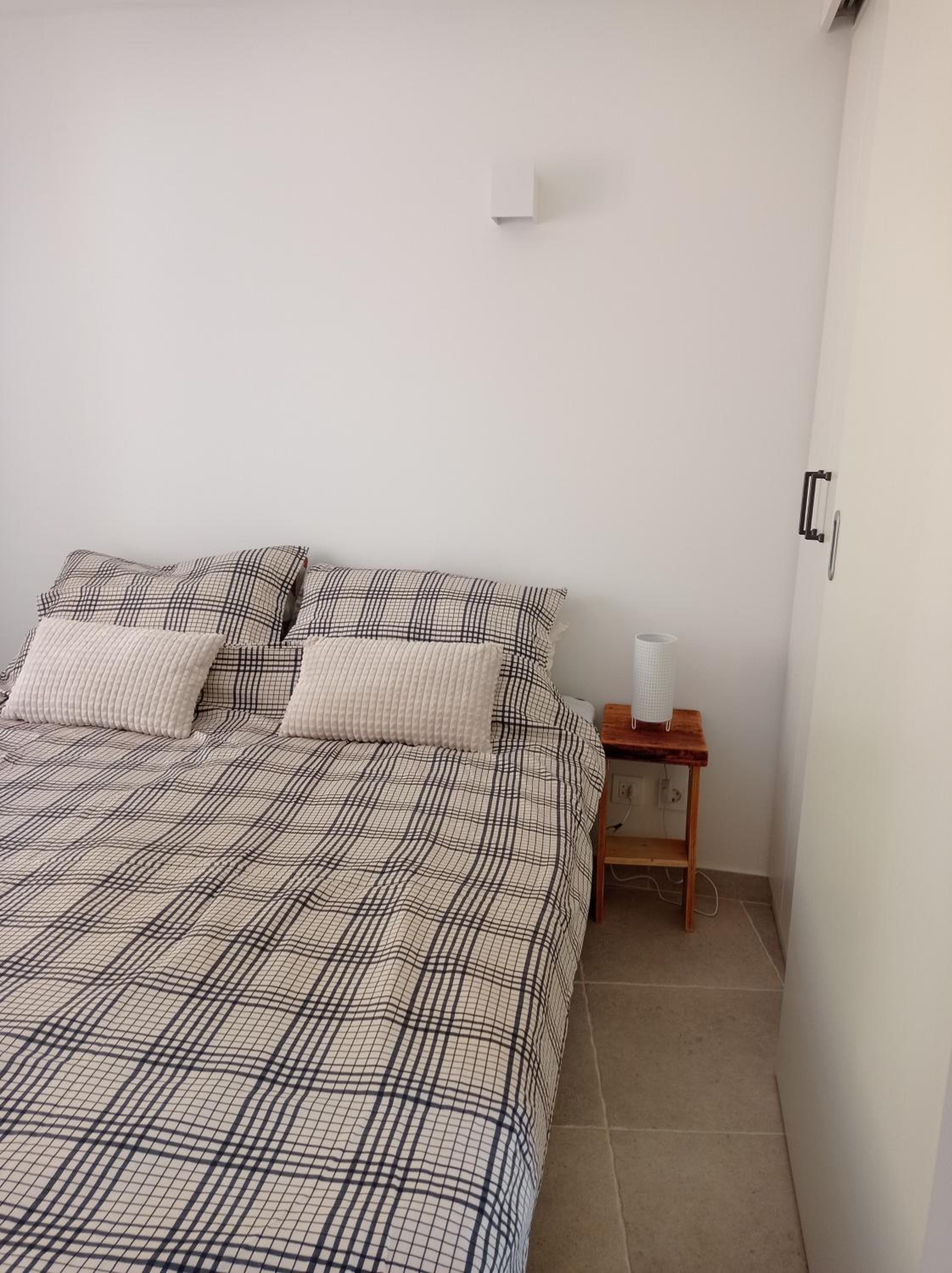 Apartment with Garden View - Photo 5
