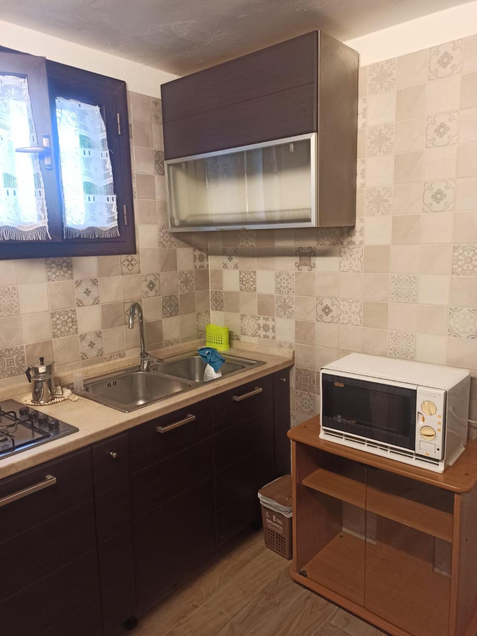 One-Bedroom House - Photo 14