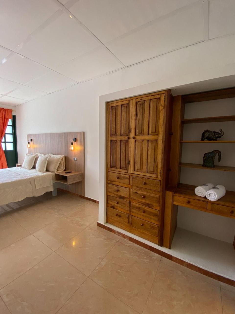 Deluxe Double Room with Balcony photo 1