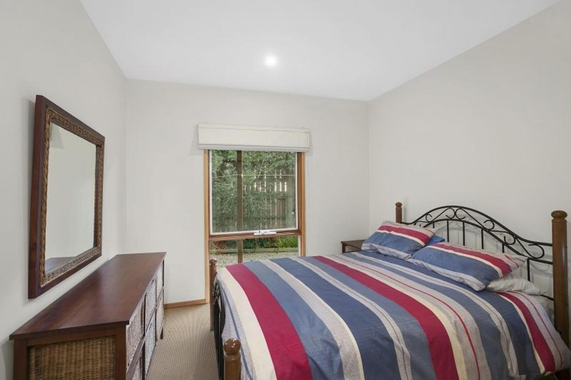 Four-Bedroom House photo 2