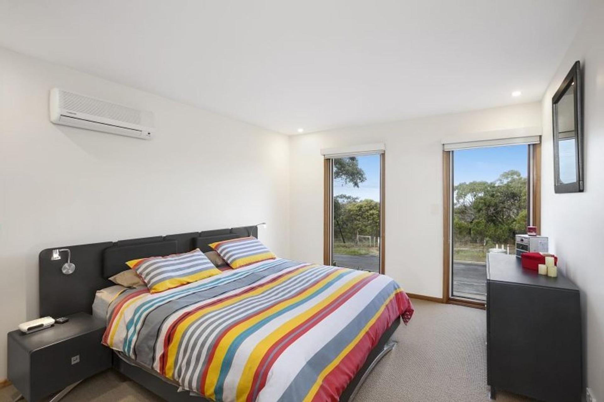 Four-Bedroom House photo 3
