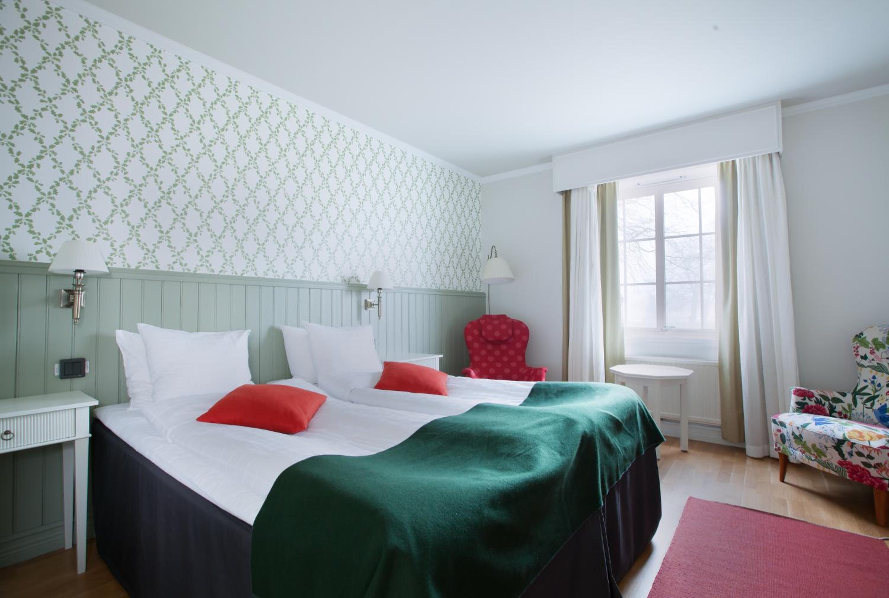Classic Twin Room - Photo 8