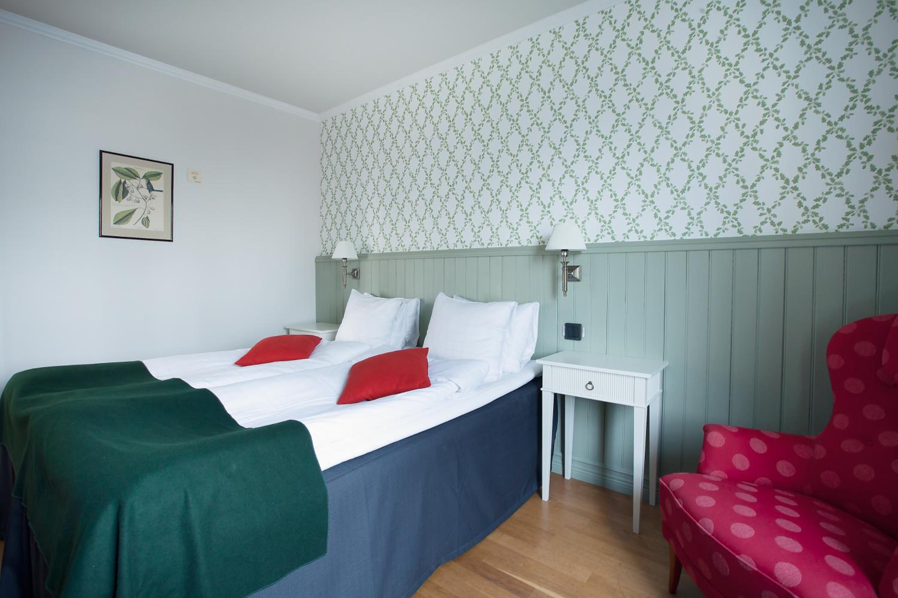 Classic Twin Room - Photo 3