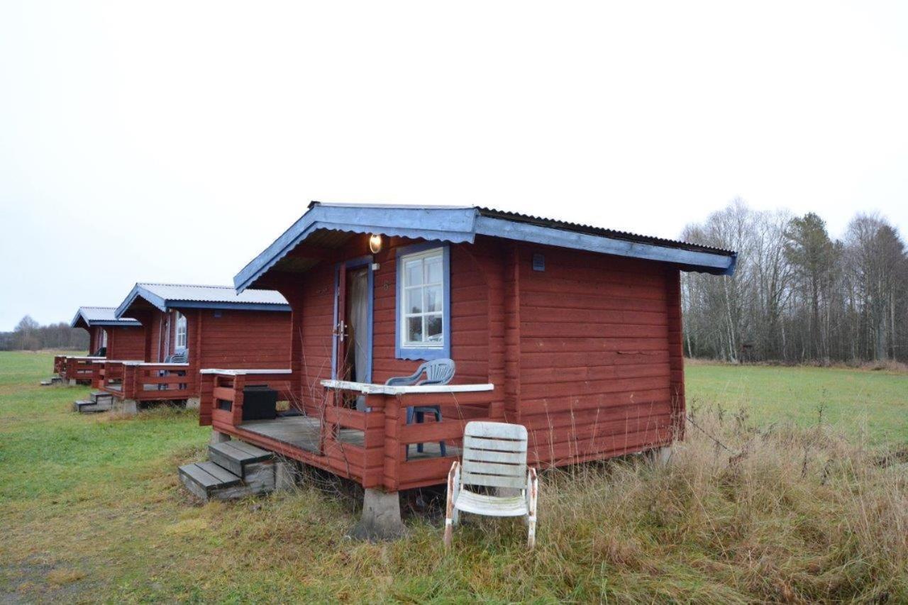Small Cottage with Shared Bathroom photo 3