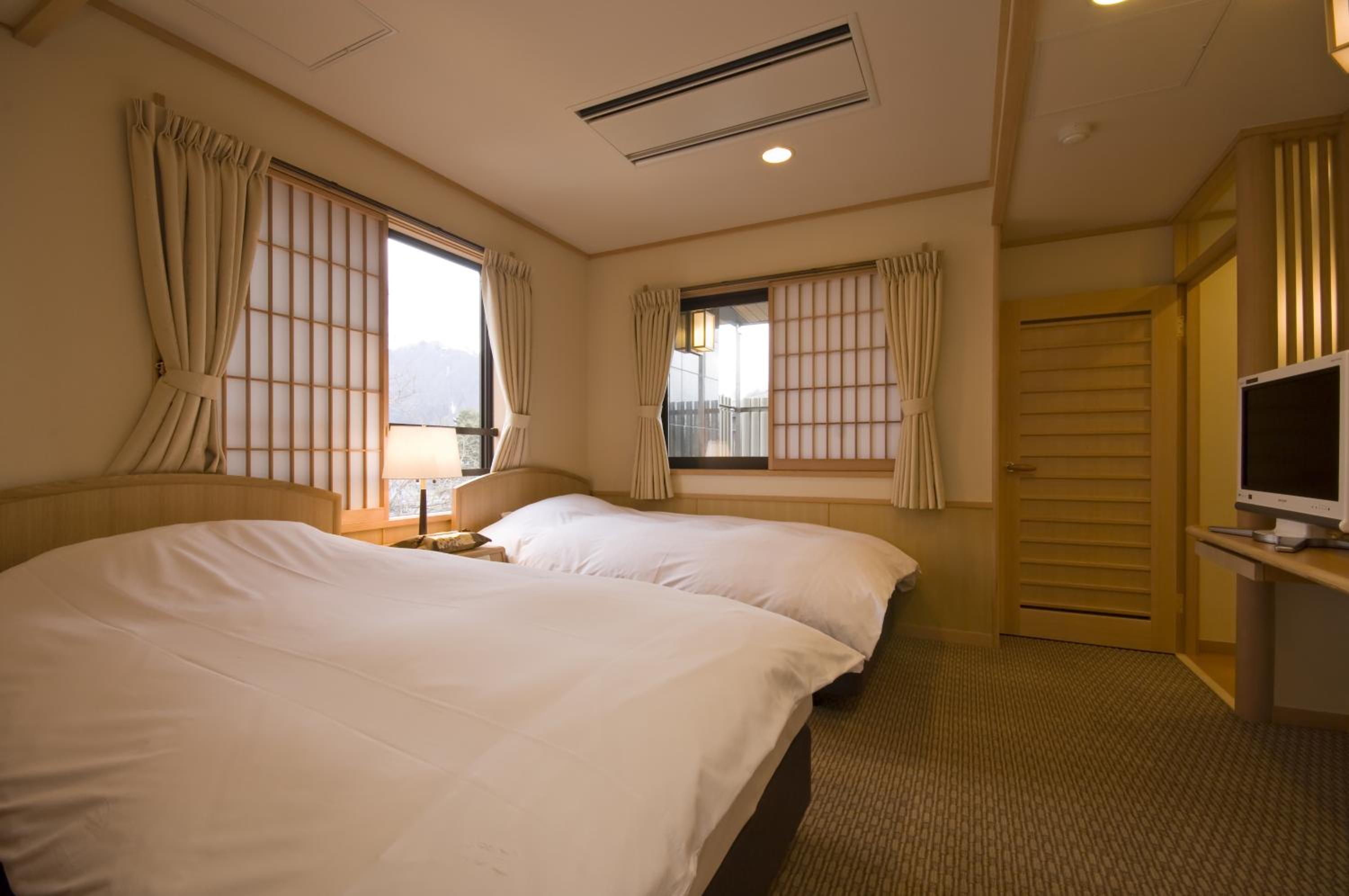 Room with Tatami Area and Mt.Fuji View and Open Air Bath