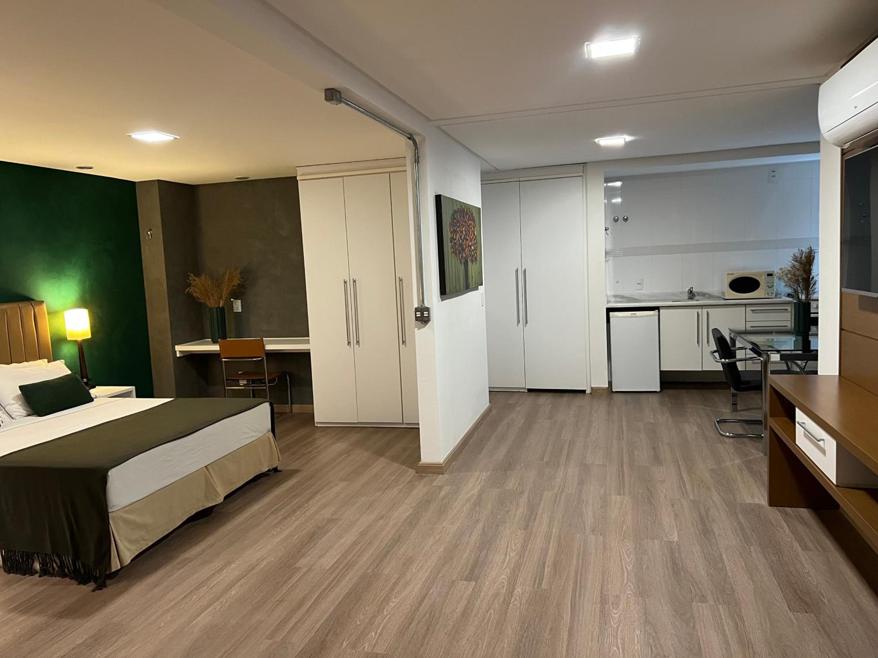 Suite with Spa Bath photo 3
