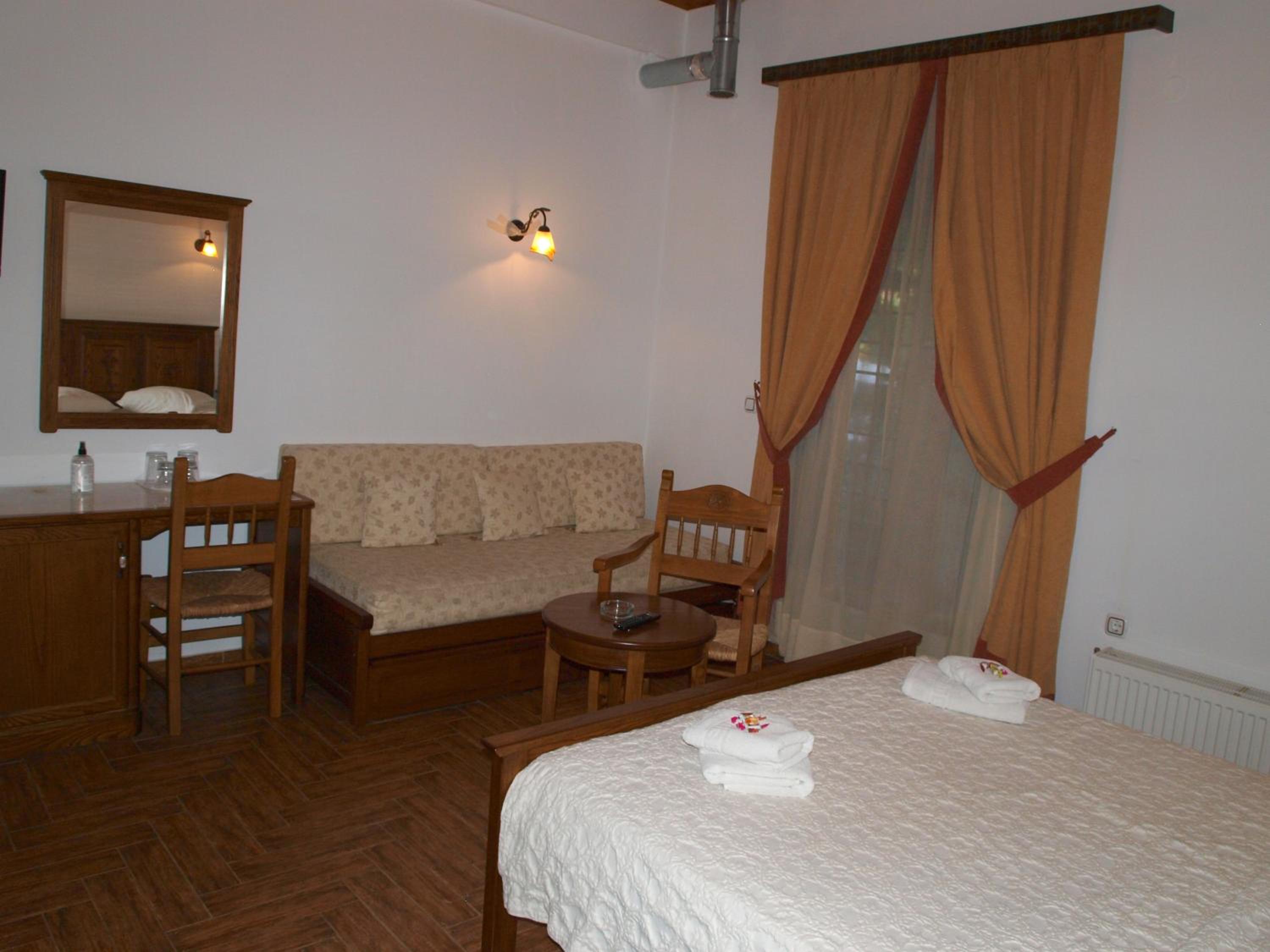 Comfort Triple Room photo 2