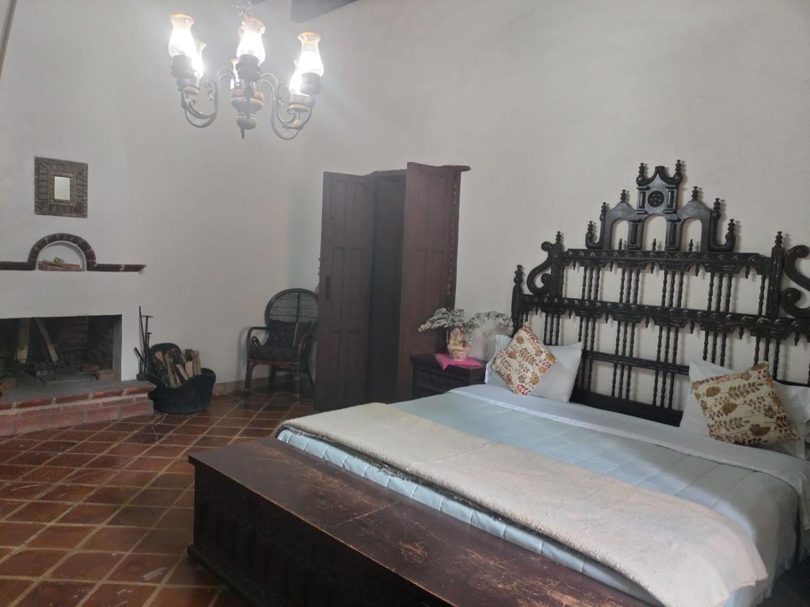 Deluxe King Room photo 3