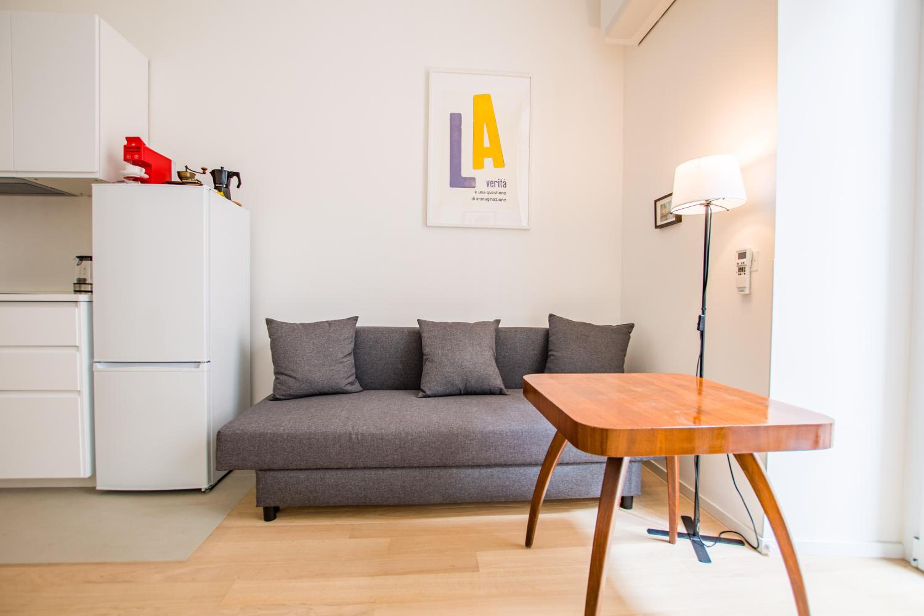 One-Bedroom Apartment