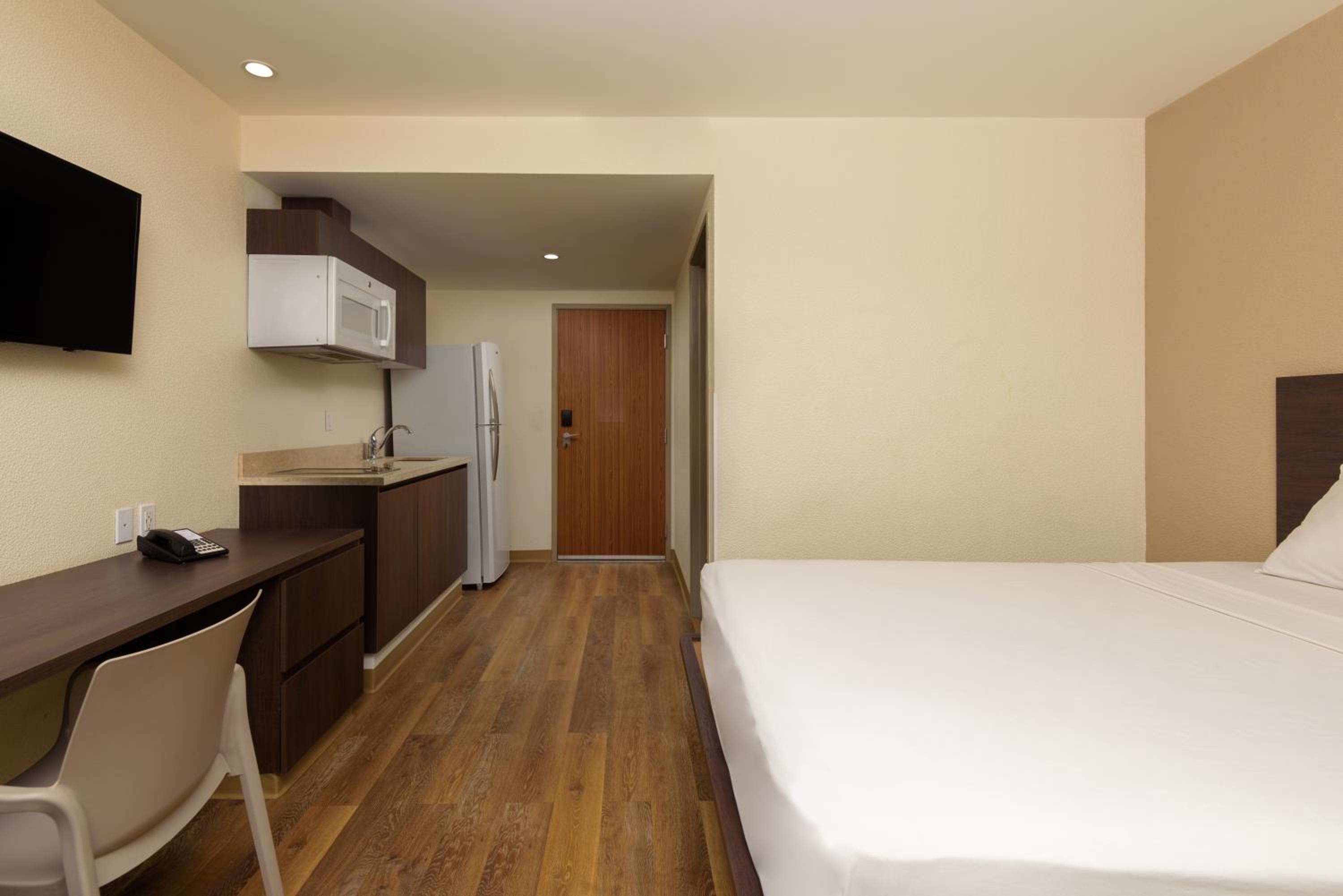 Standard Double Suite - Photo 5