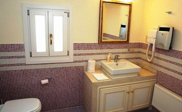 Two-Bedroom Apartment - Split Level - Photo 45
