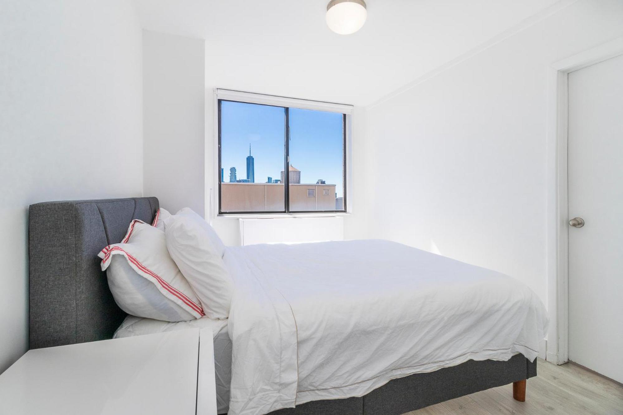 One-Bedroom Apartment photo 3