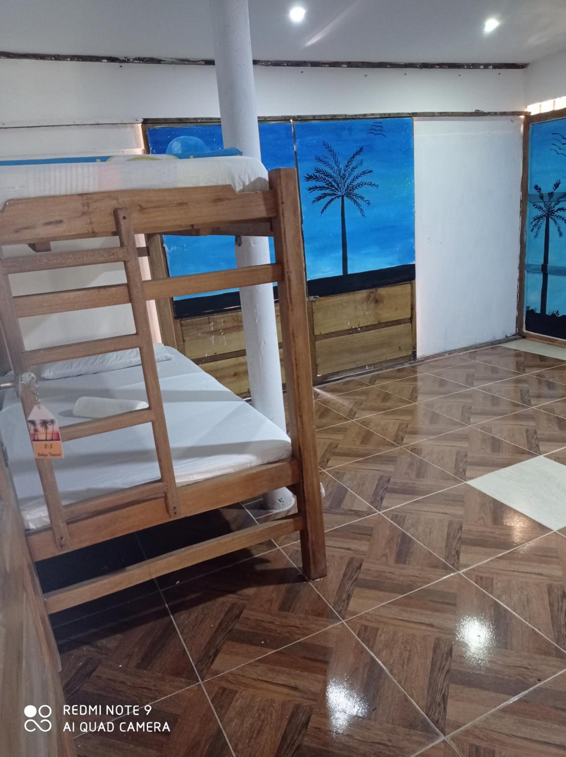 Classic Quadruple Room photo 2
