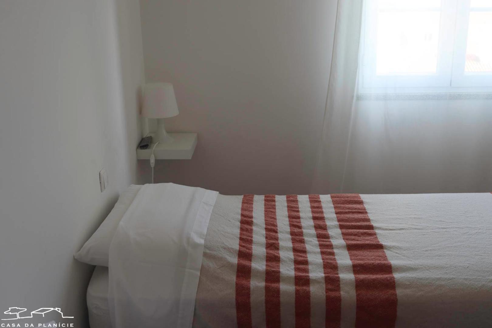 Small Double or Twin Room with Shared Bathroom photo 1
