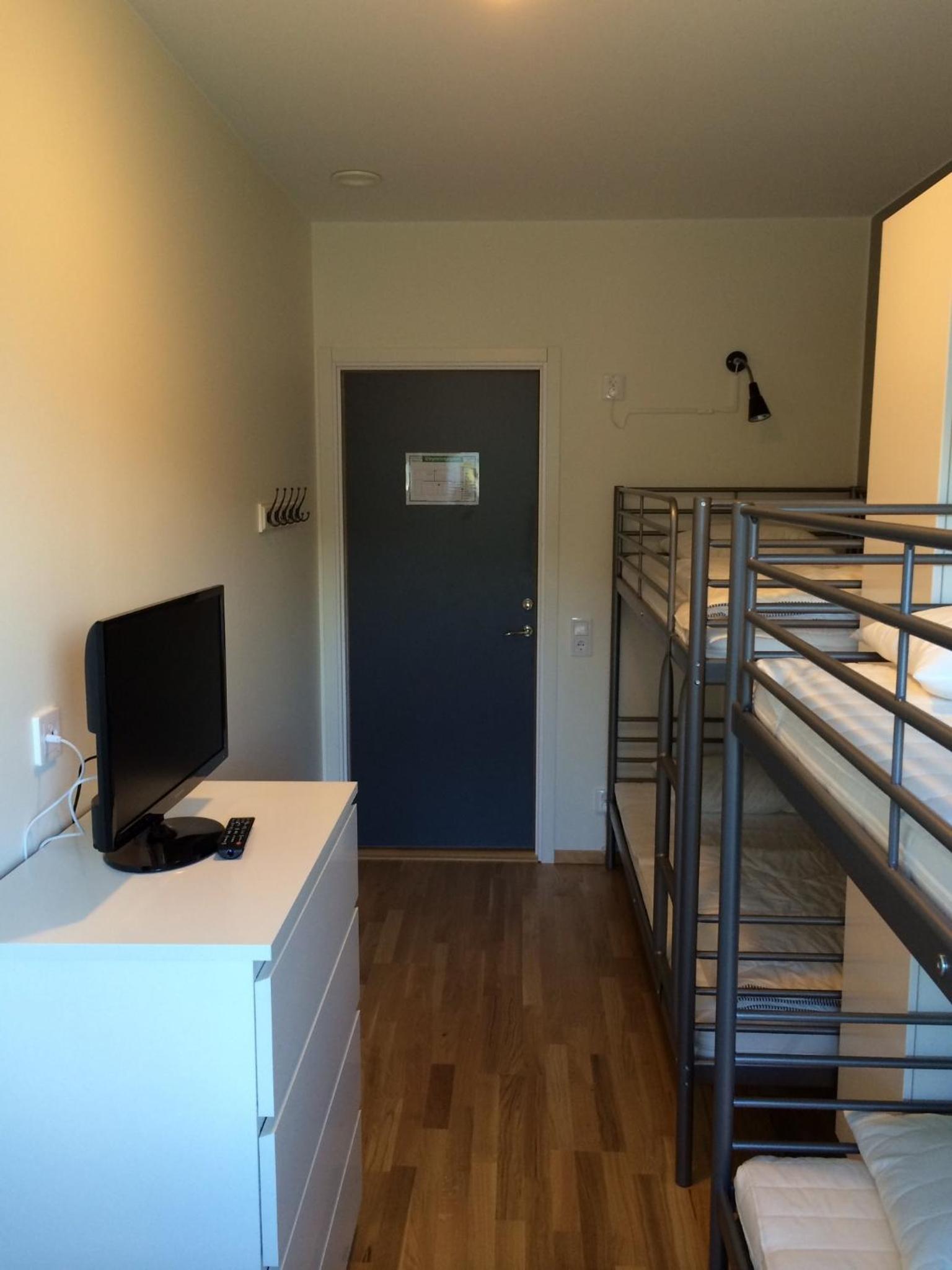 Quadruple Room with Shared Bathroom photo 1