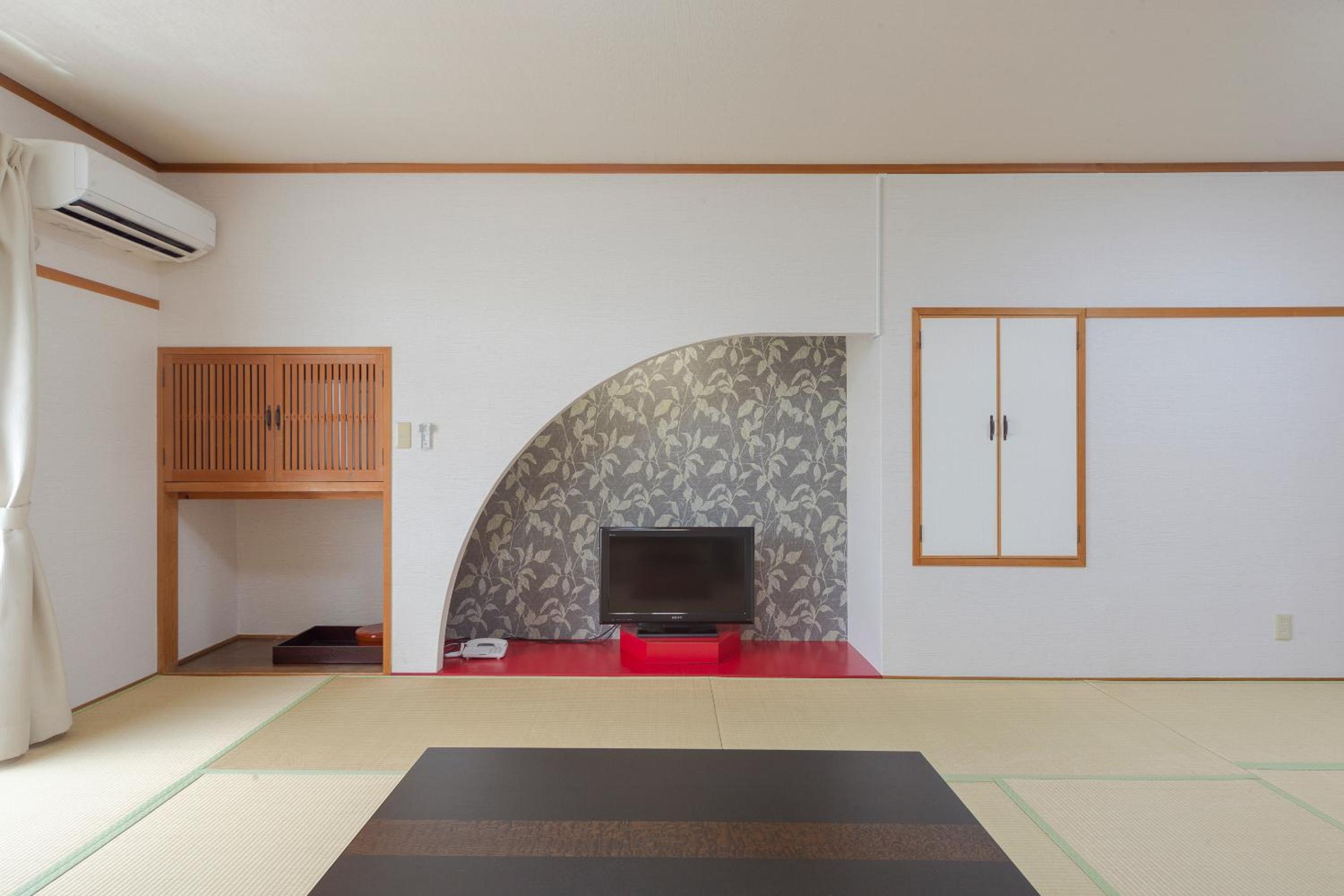 家庭房(共用浴室)