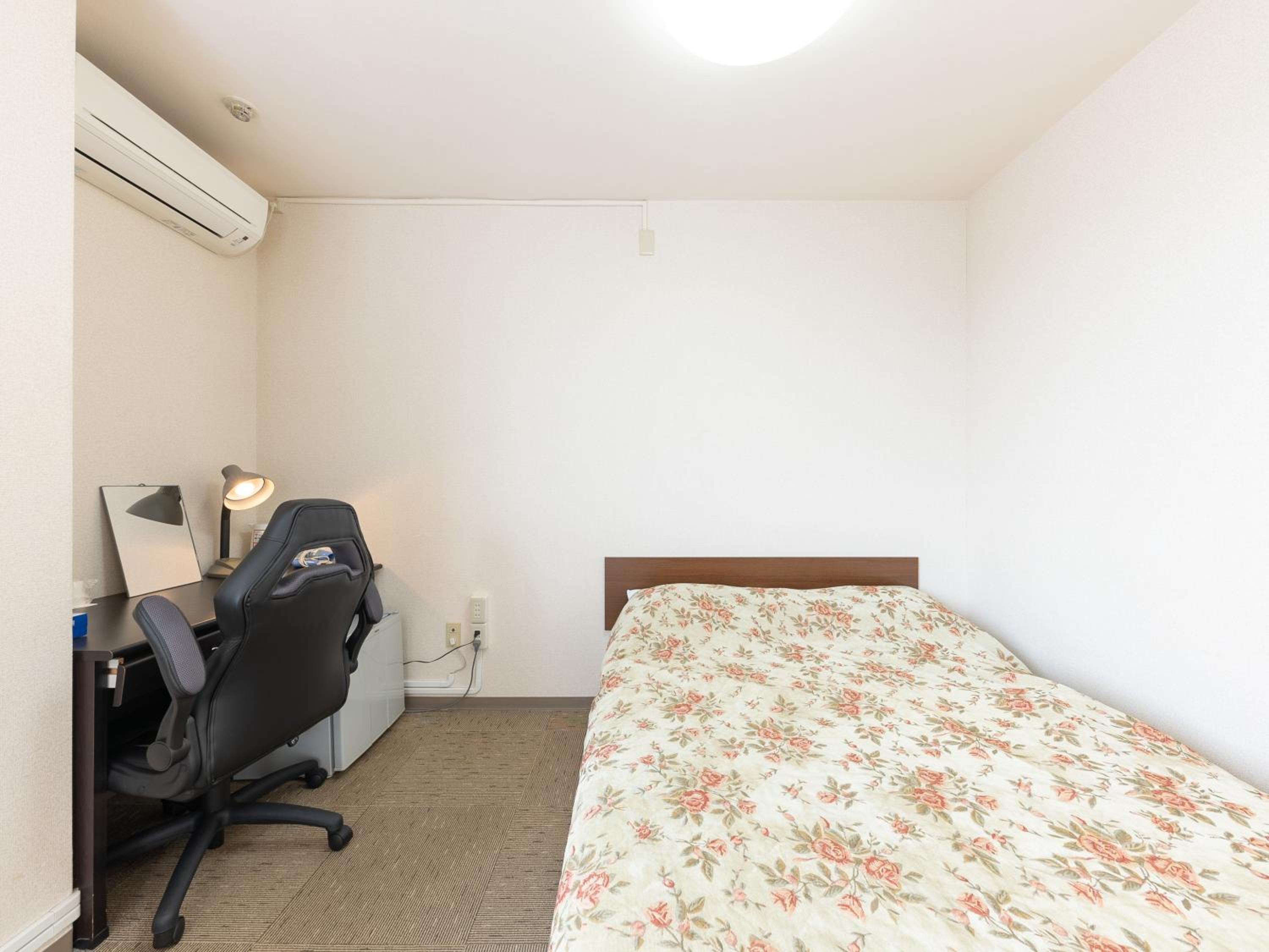 Triple Room - Non Smoking - Photo 3