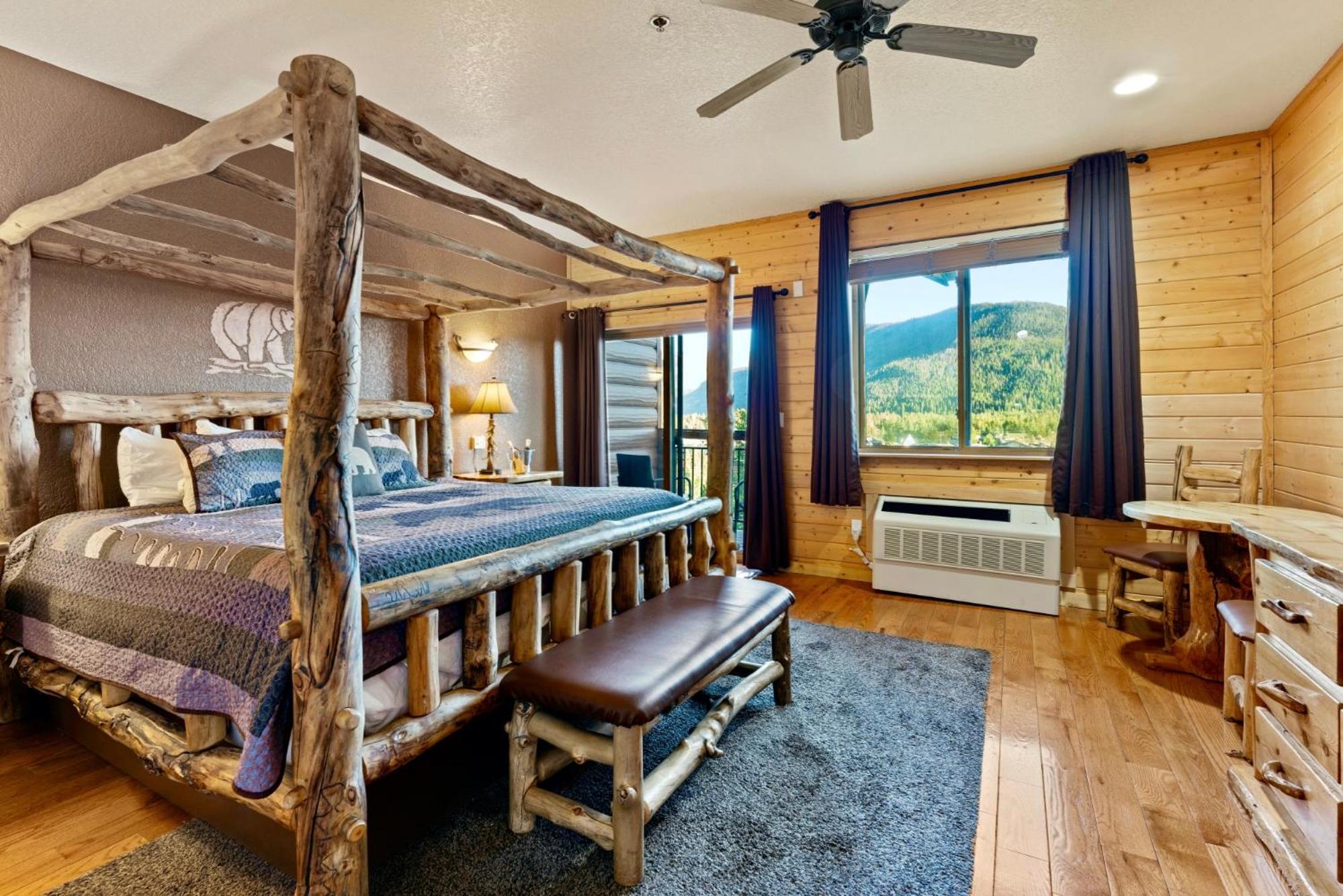 King Room with Balcony