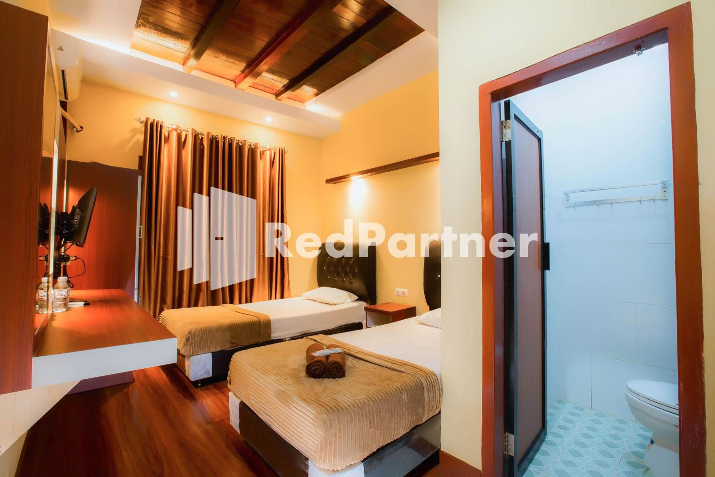 Twin Room - Photo 5