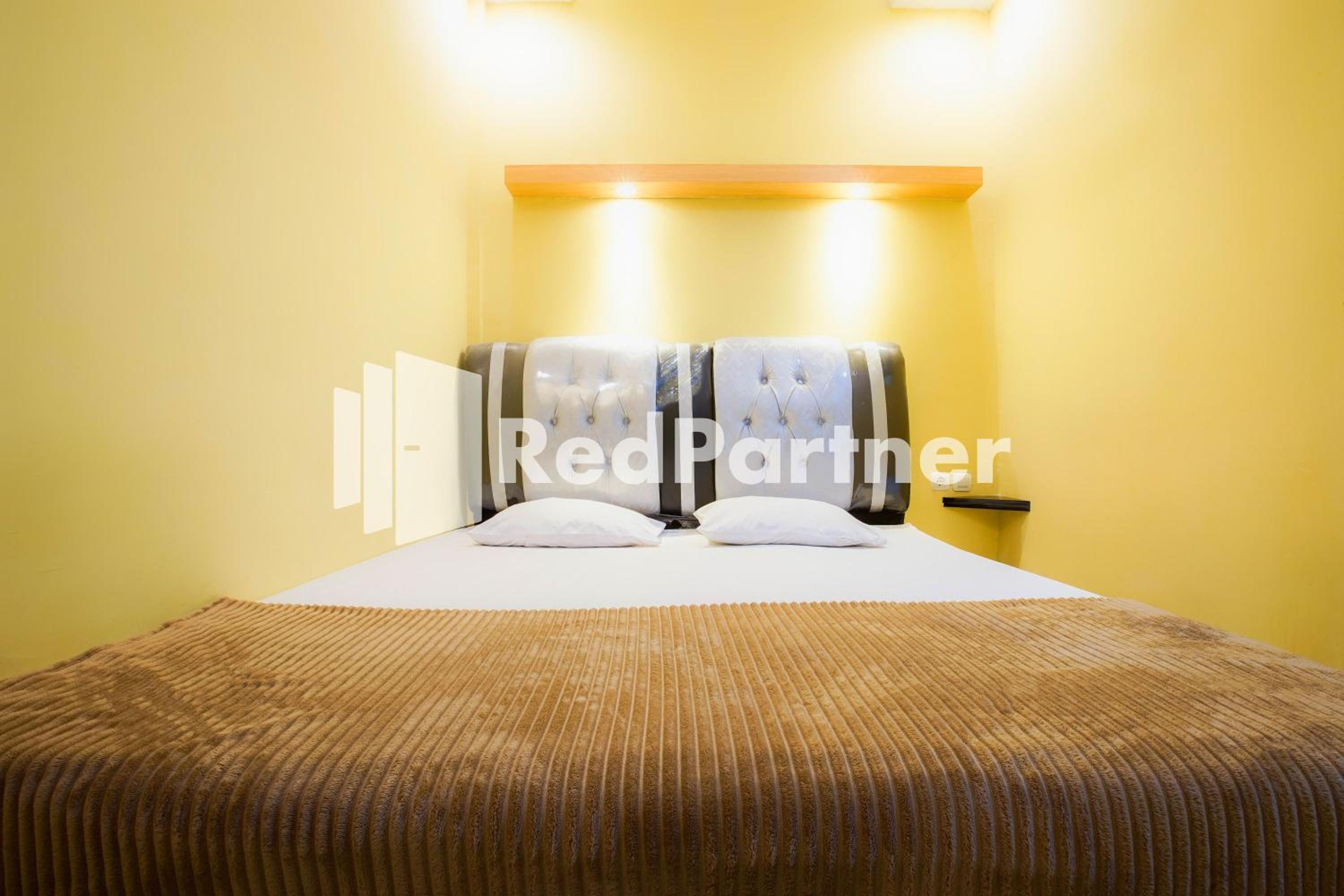 Standard Double Room - Photo 5