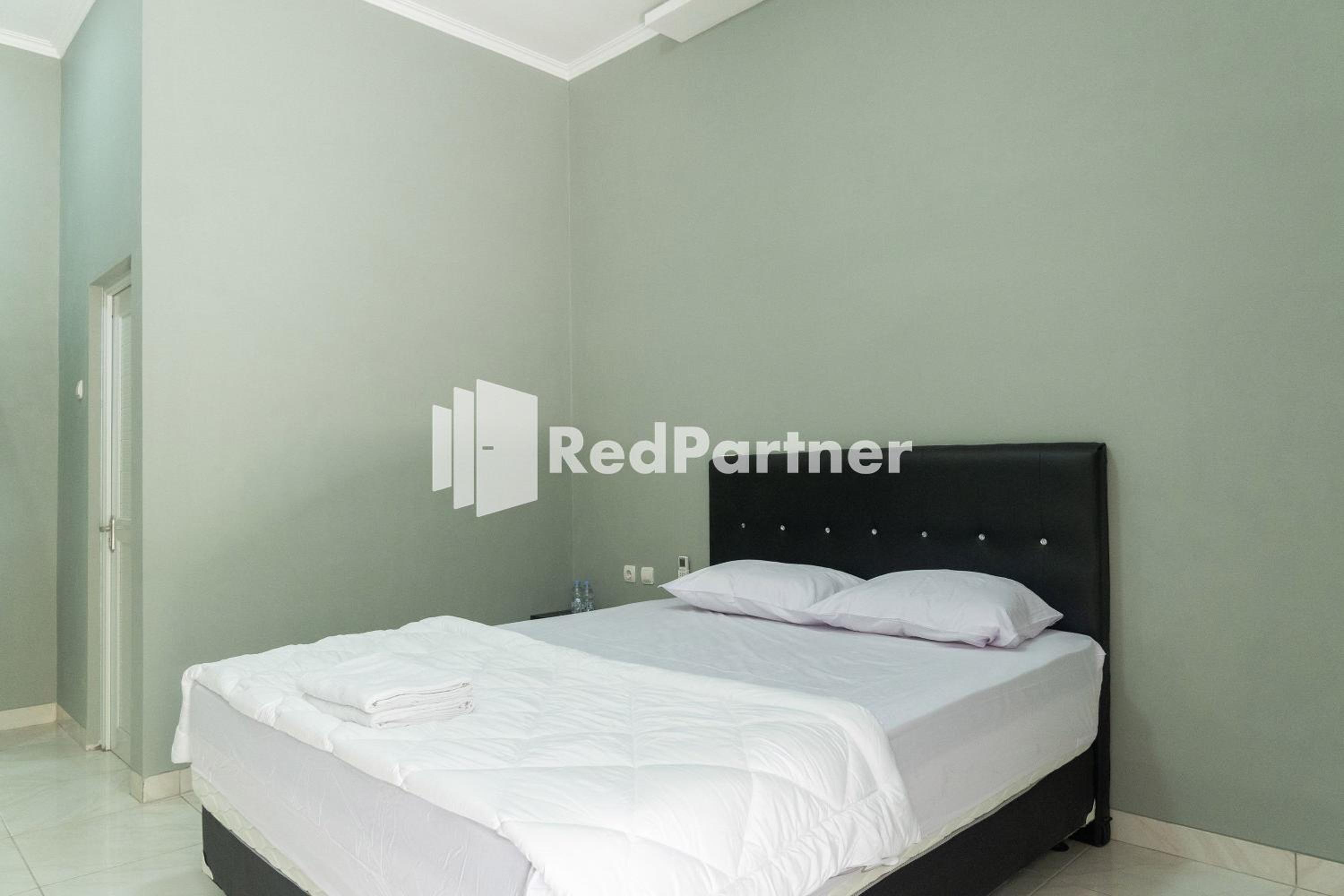Standard Double Room - Photo 2