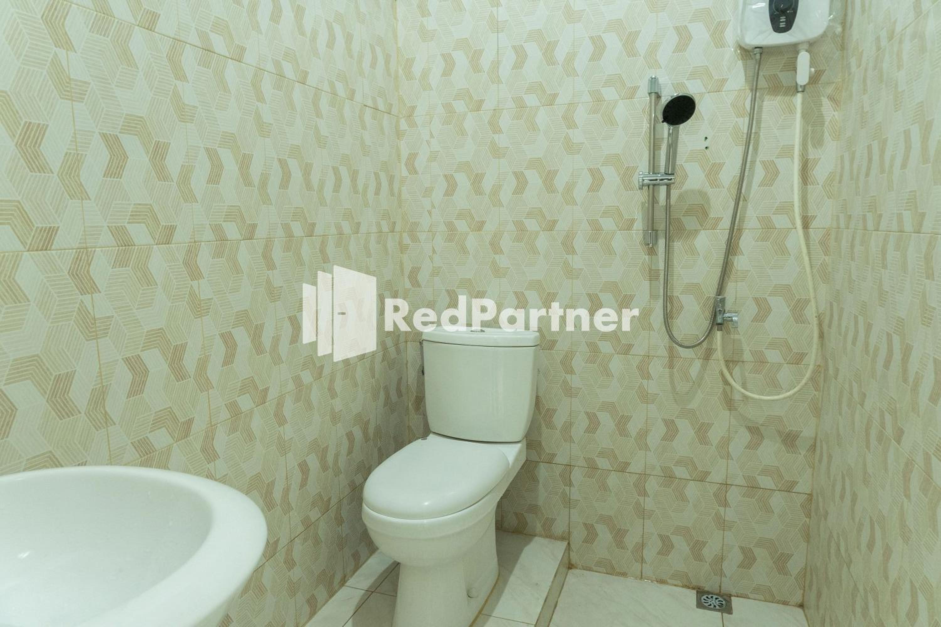 Standard Double Room - Photo 6