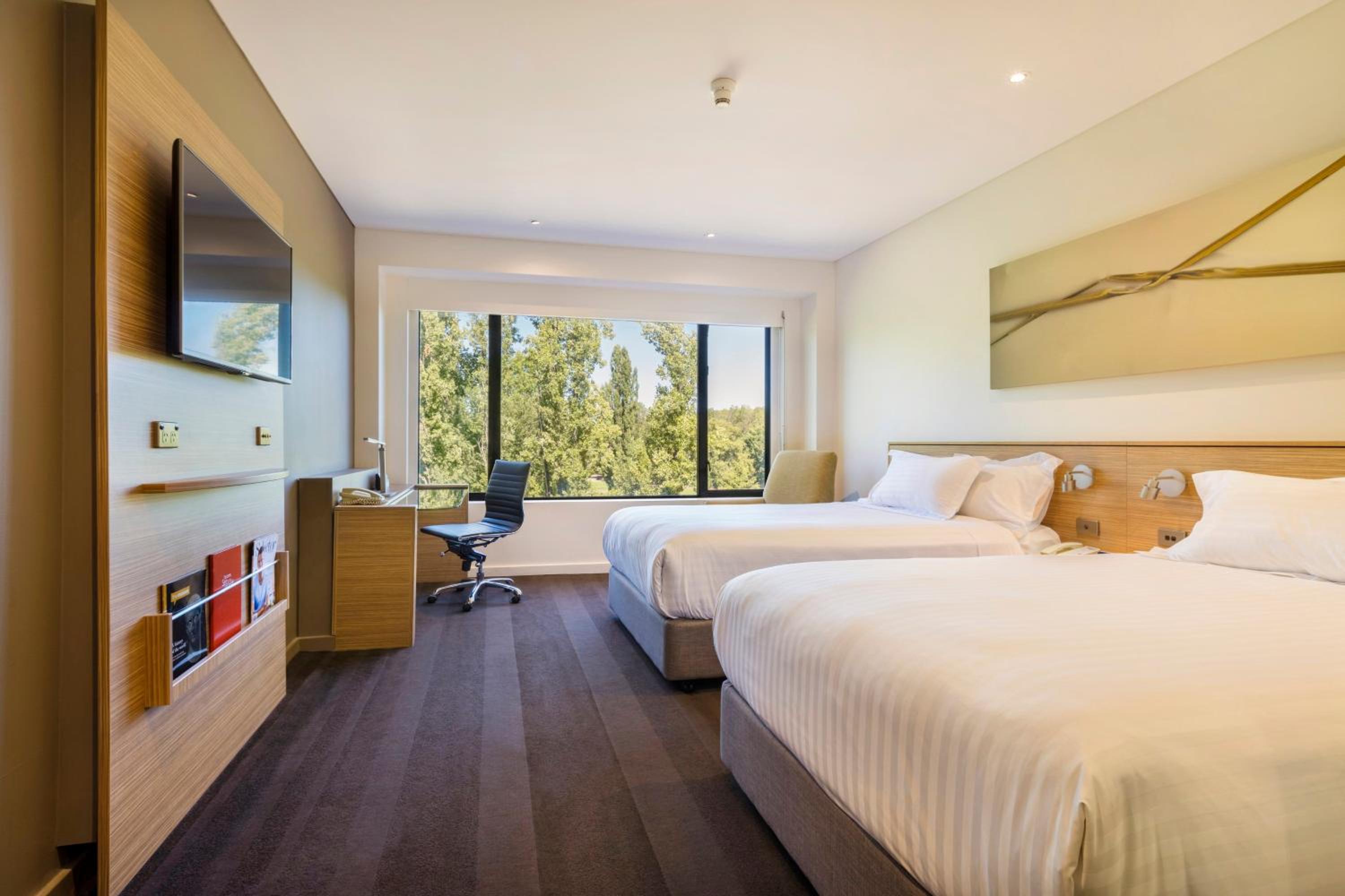Premium Room - Photo 6