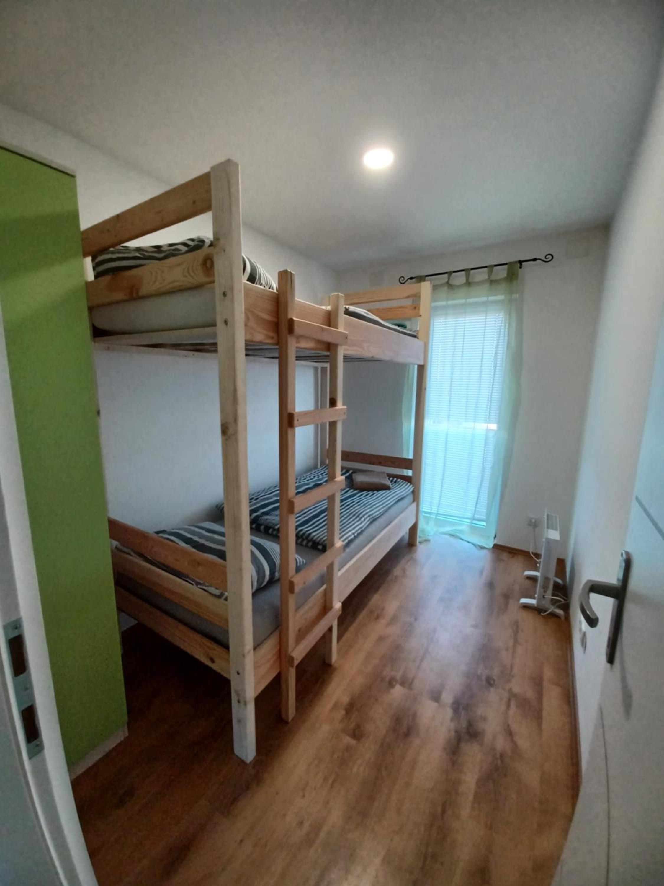 Apartment photo 2