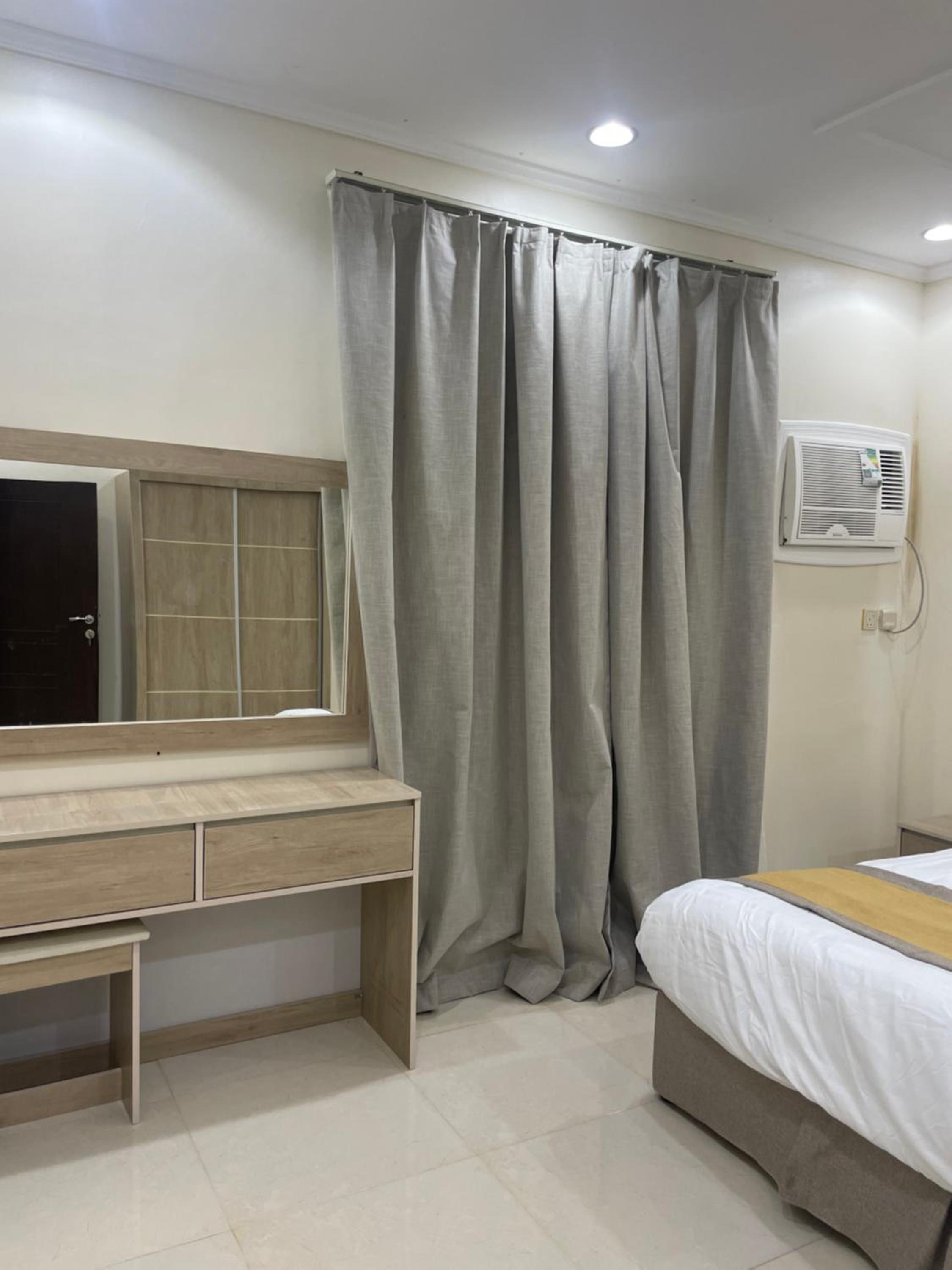 Deluxe Room (2 Adults + 1 Child) photo 1