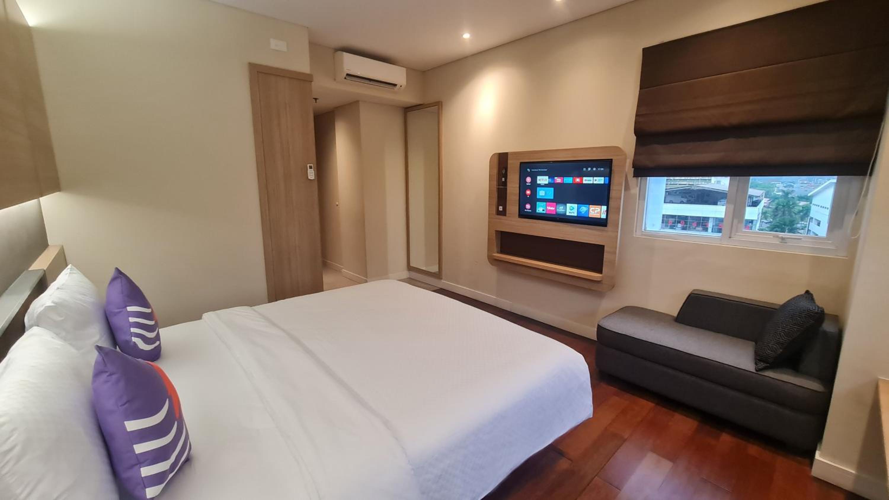 Deluxe Double Room - Photo 1