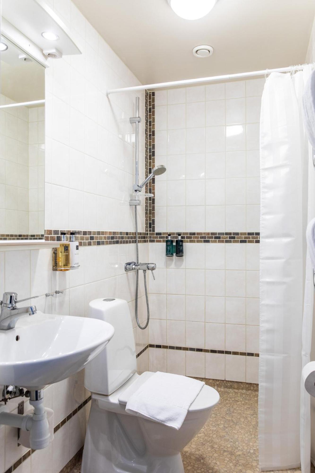 Double or Twin Room  - Photo 2