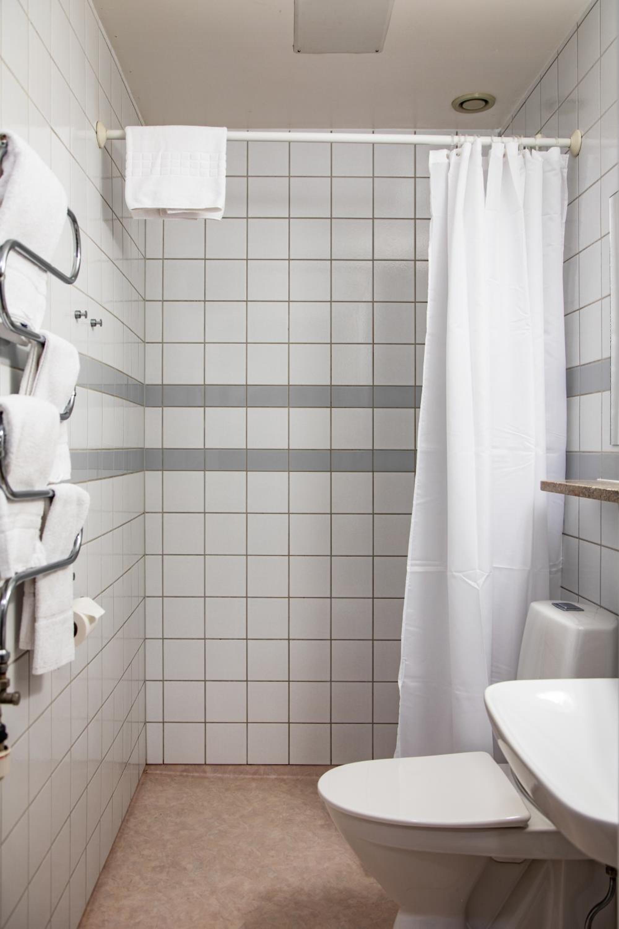 Double or Twin Room  - Photo 8