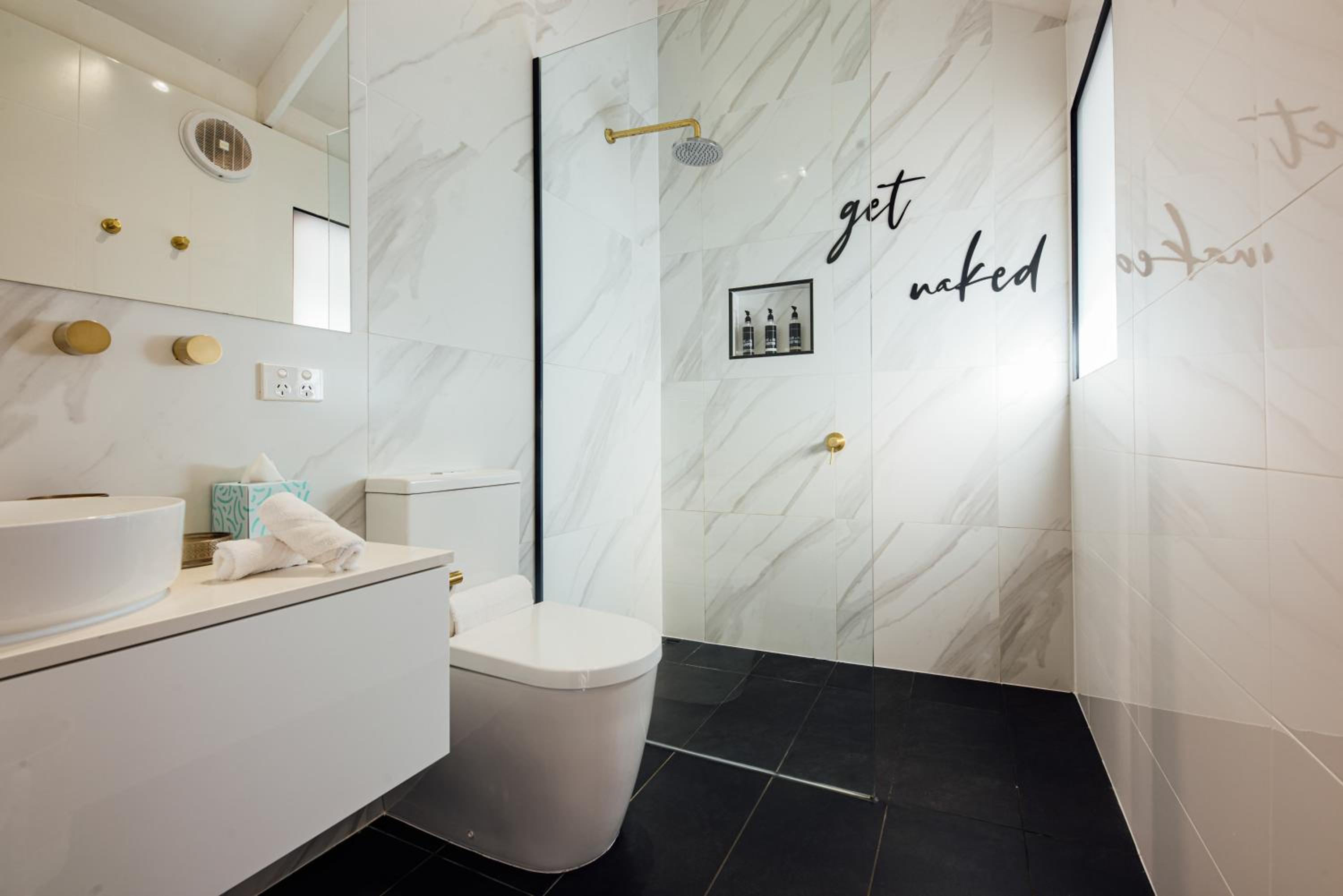 King Suite photo 2