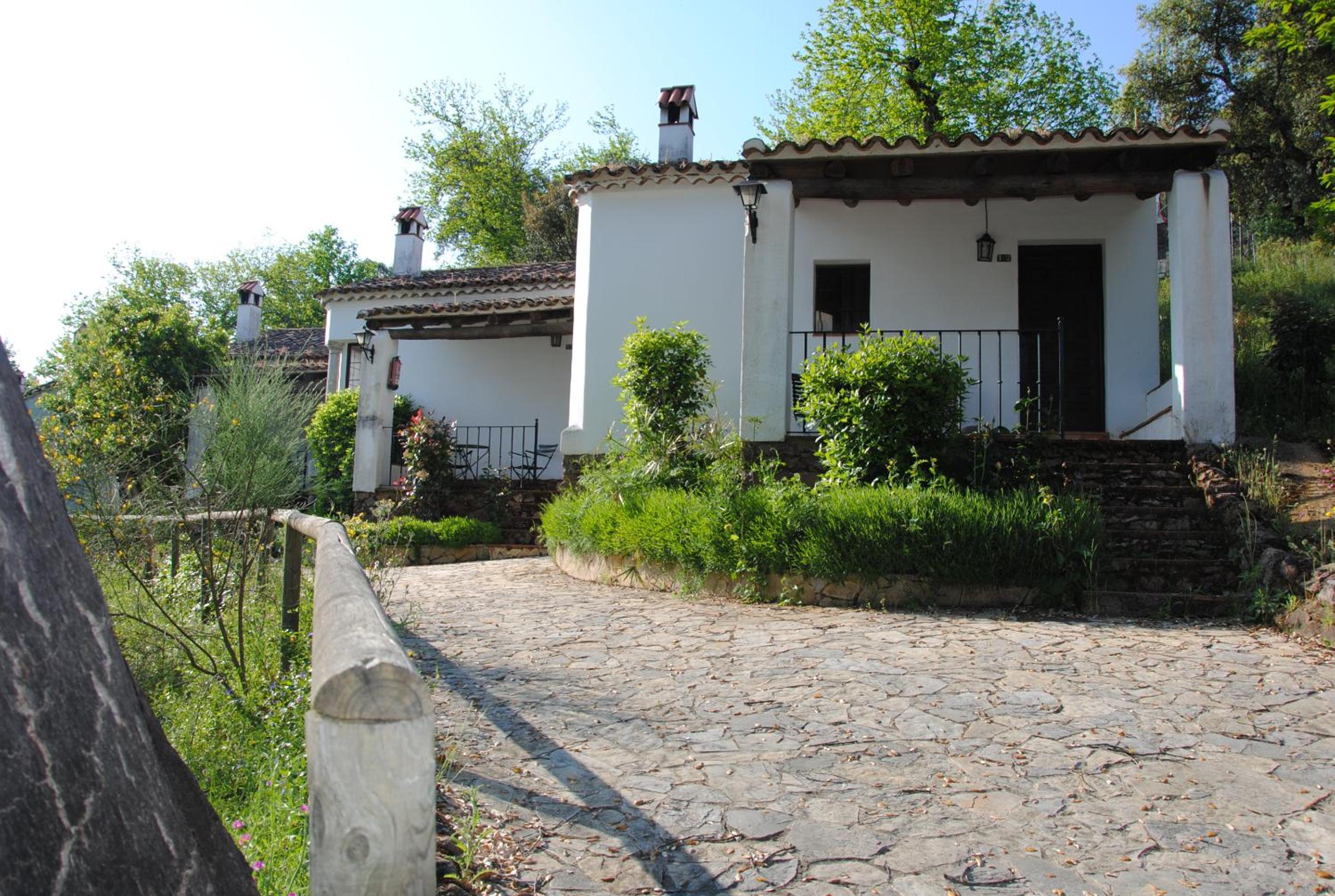 One-Bedroom House - Photo 23