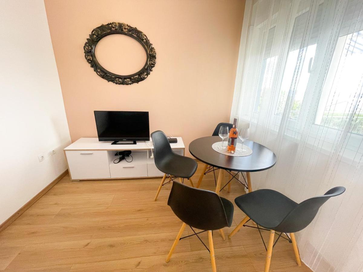 Apartment with Sea View photo 3