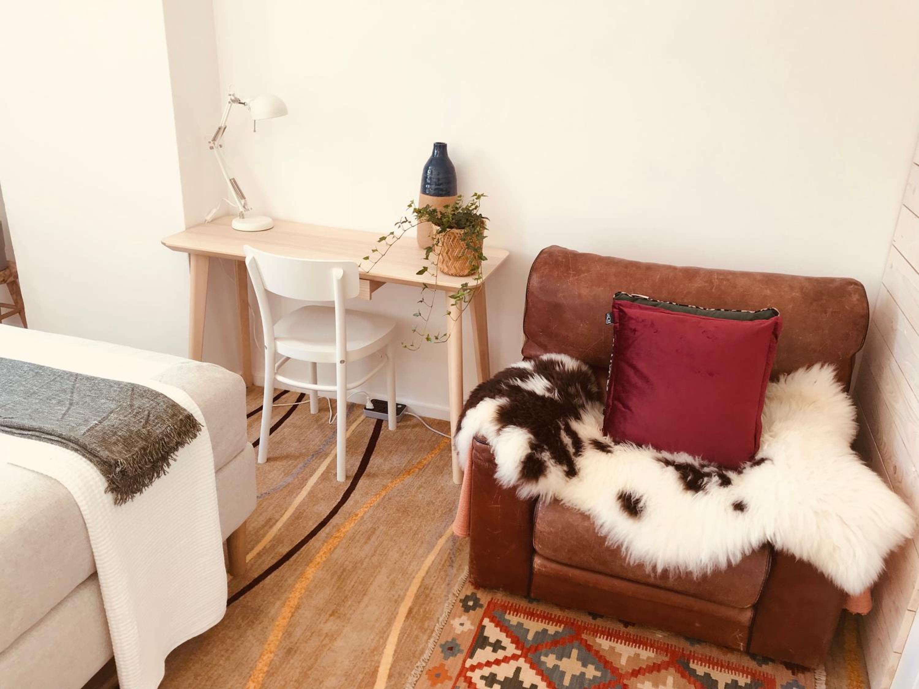 Double Room - Photo 11