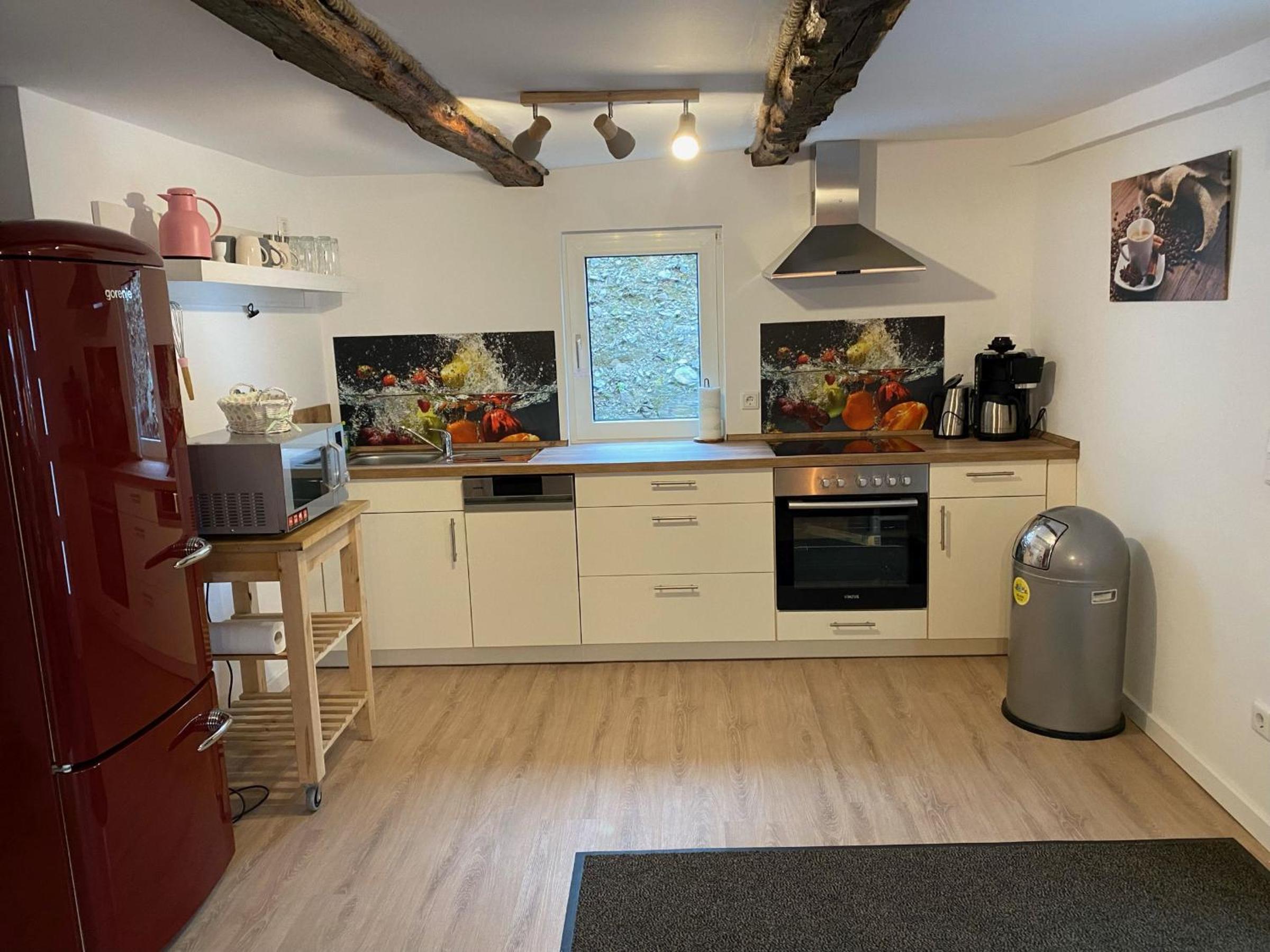 Two-Bedroom Deluxe Apartment with Garden View photo 2
