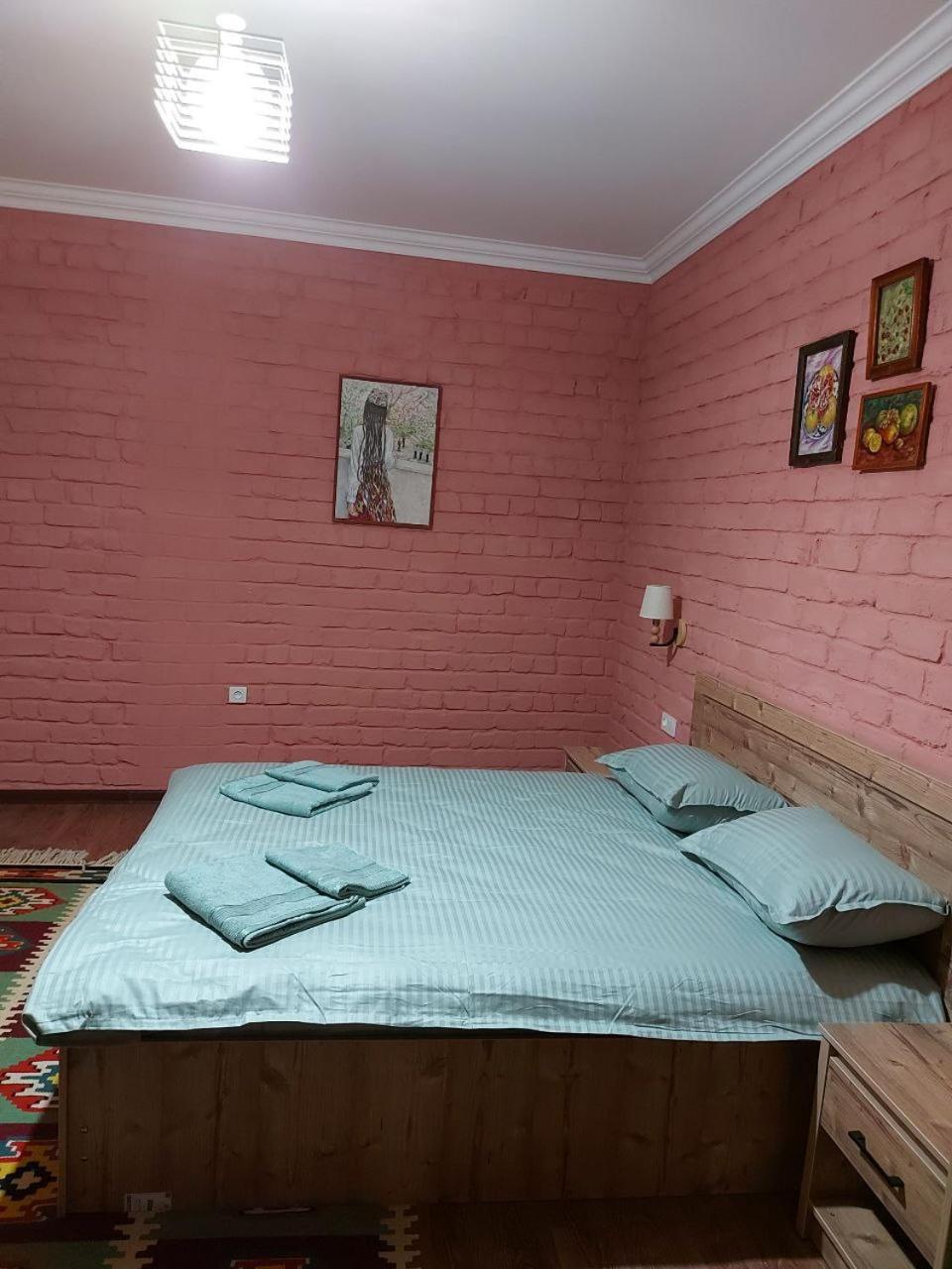 Double Room with Private Bathroom - Photo 5
