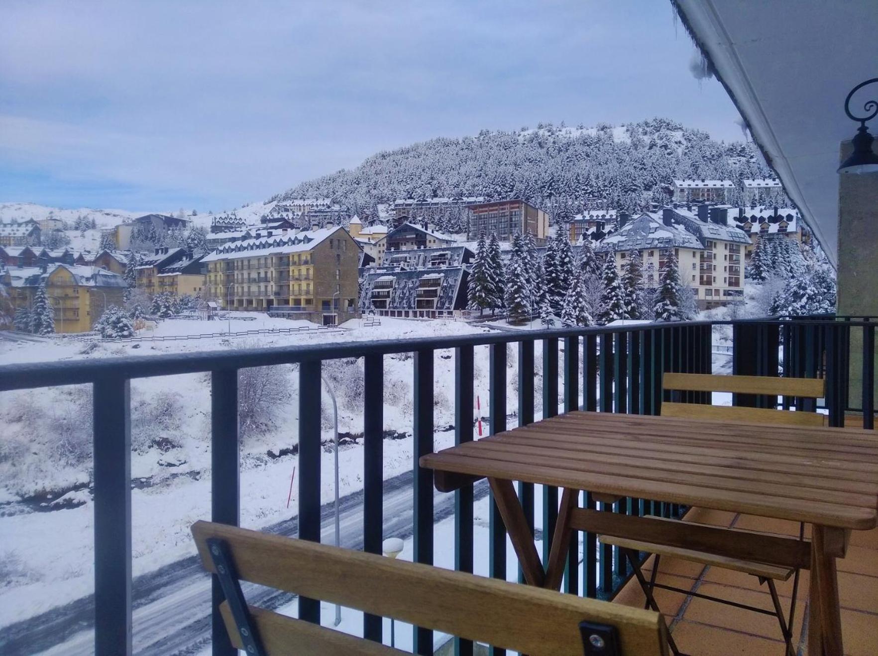 Superior One-Bedroom Apartment with Balcony photo 3