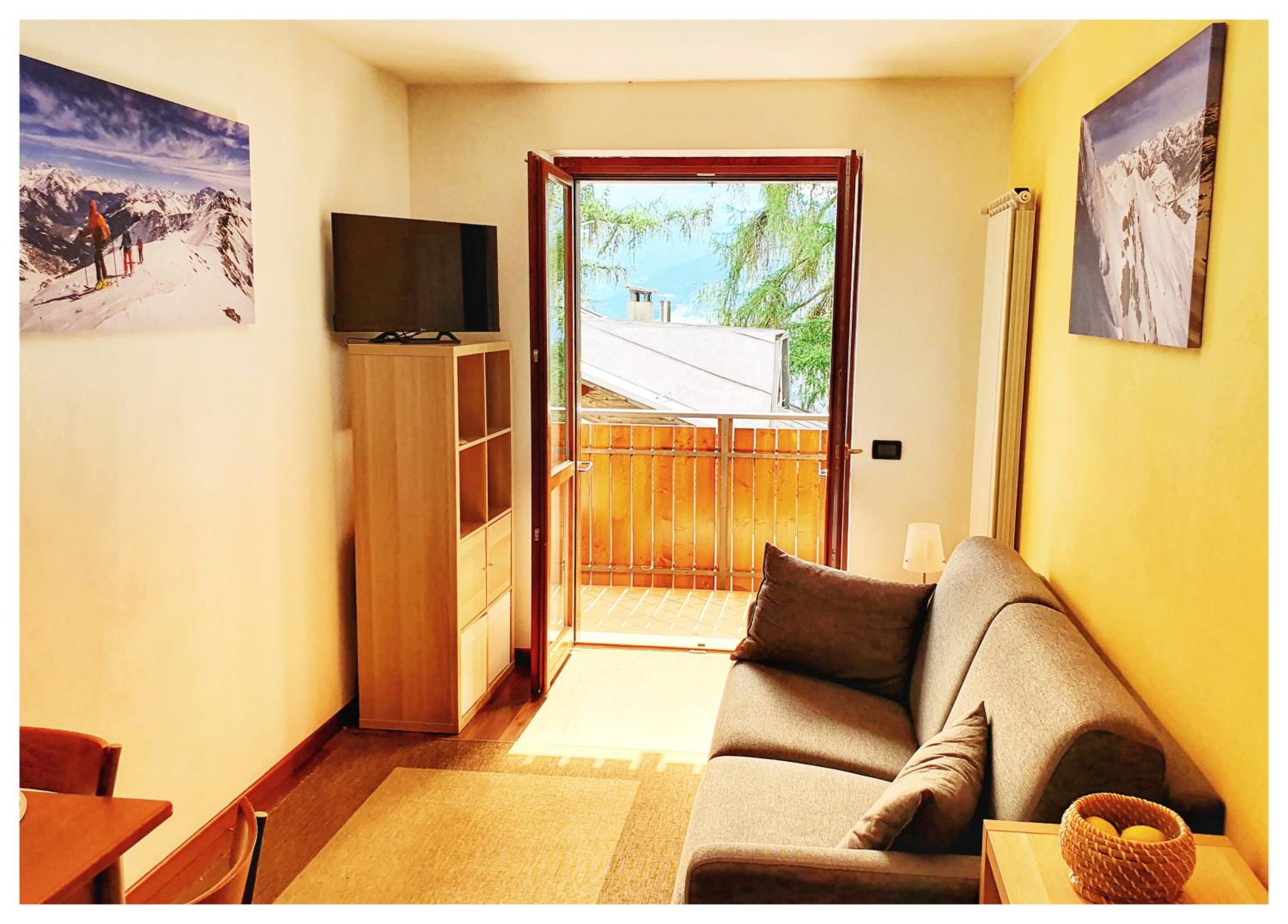 Apartment photo 3