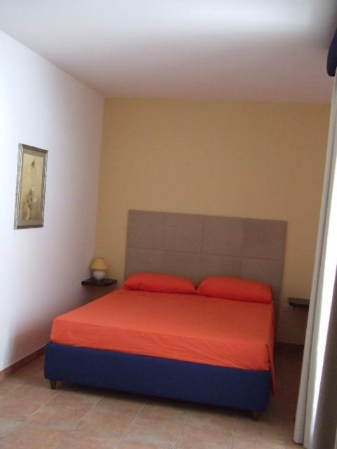 One-Bedroom Apartment with Patio