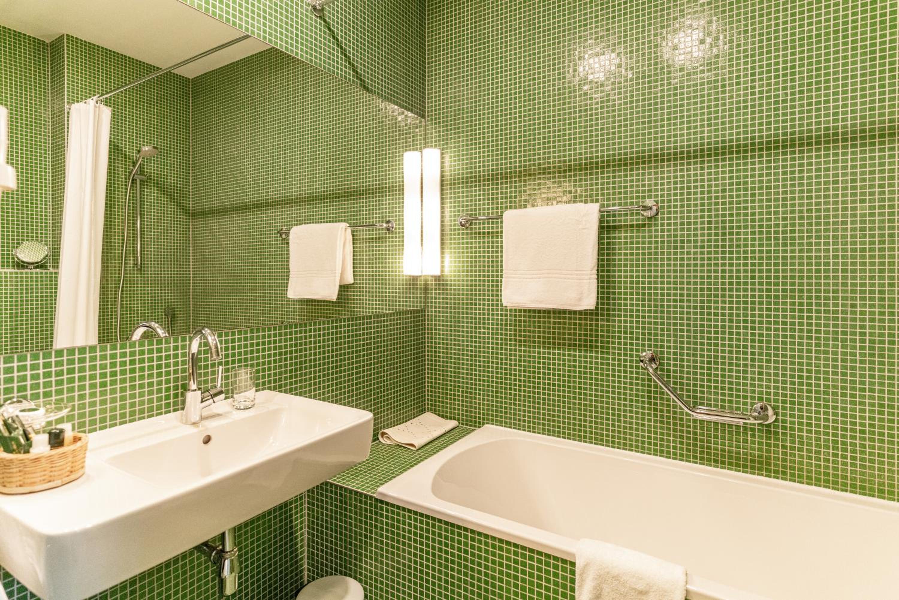 Single Room with Bath