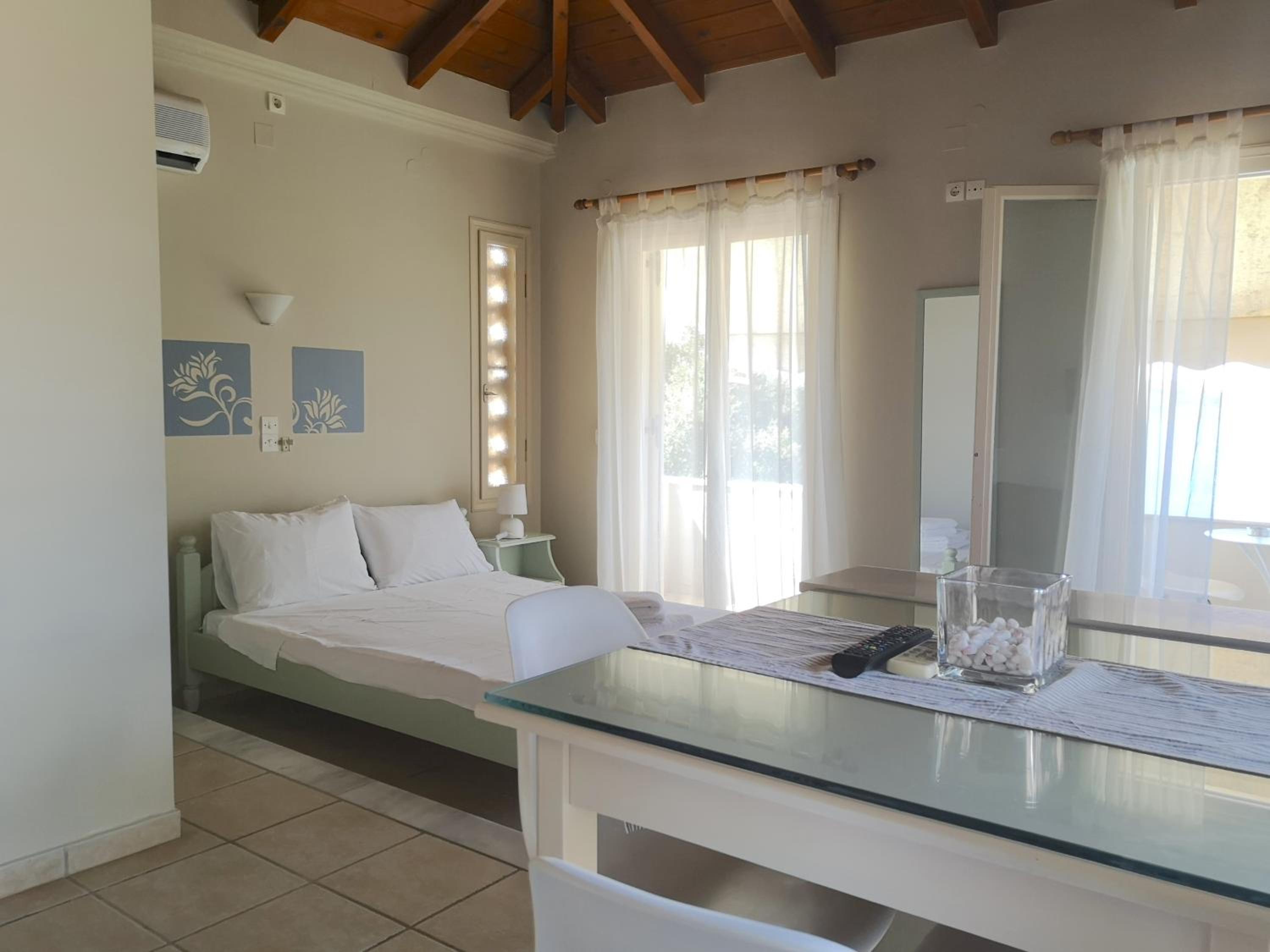 Studio with Sea View - Photo 1