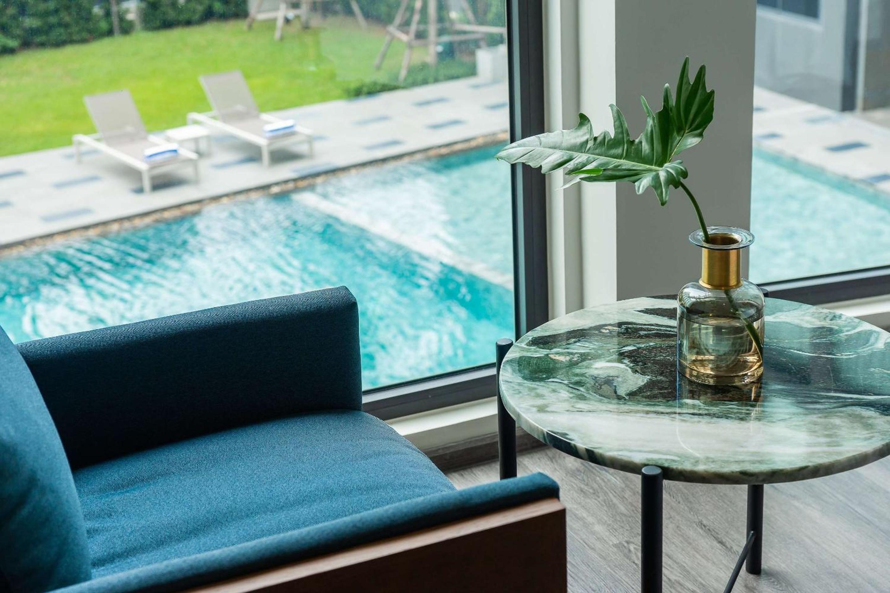 Deluxe Double Room with Pool View - Non-Smoking - Photo 7