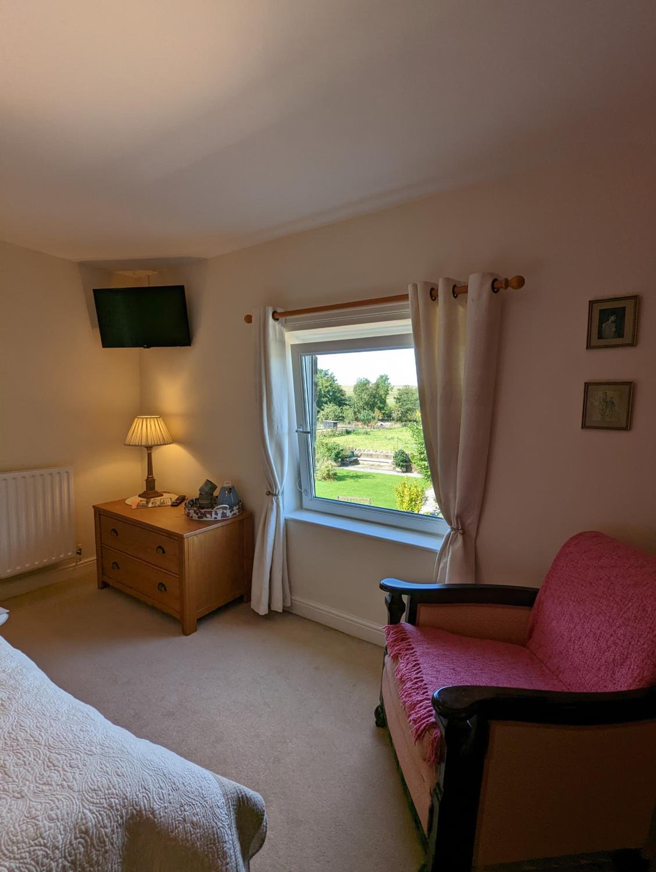 King Room with Garden View photo 3